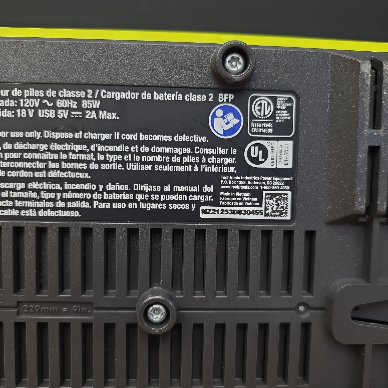 FOR PARTS OR REPAIR Ryobi ONE+ 18V 6-Port Super Charger P135