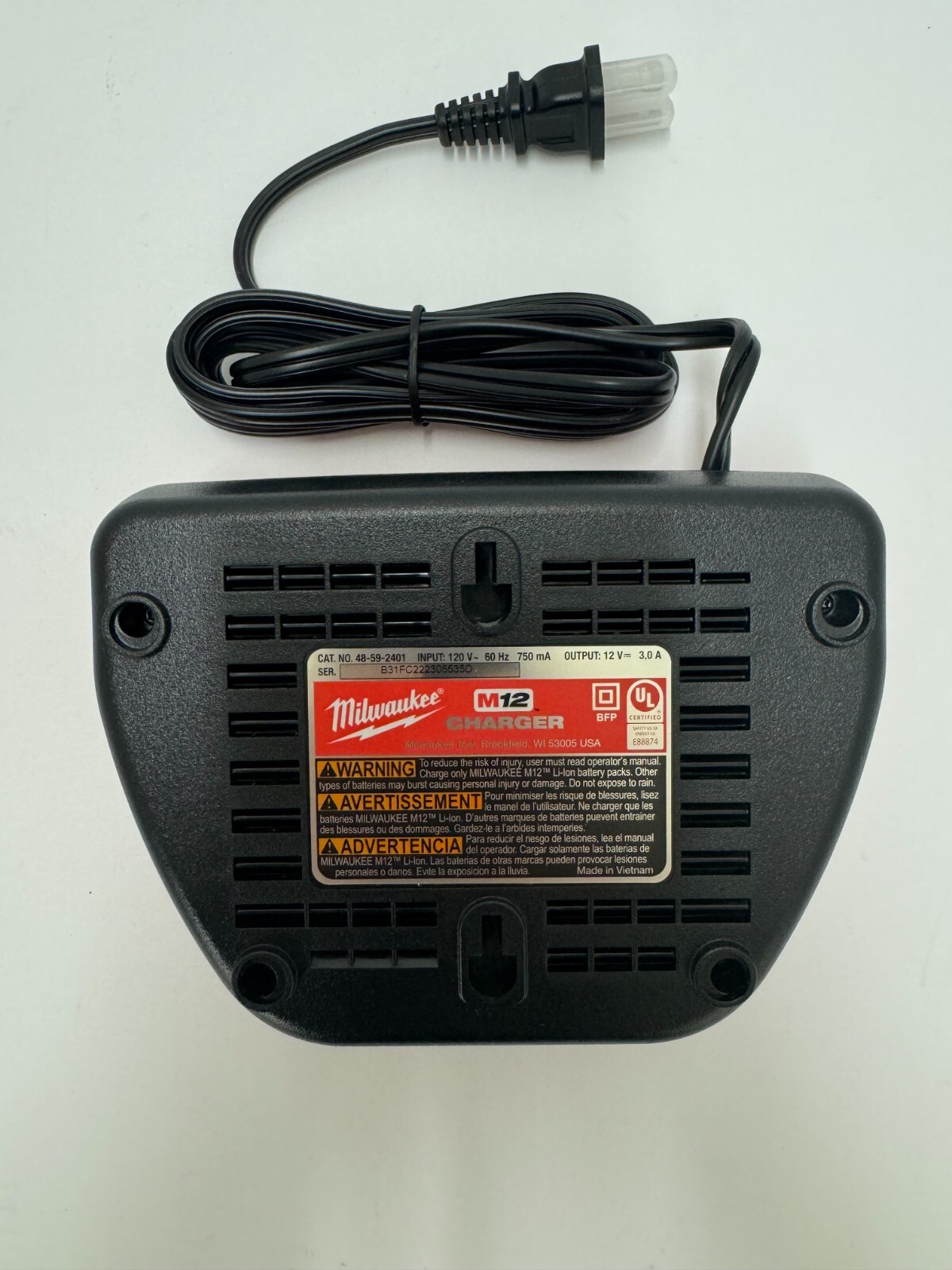 Milwaukee M12 12V Charger Red Lithium-Ion – 48-59-2401