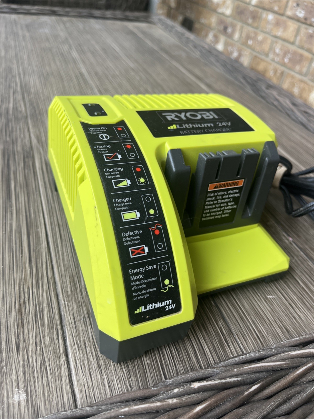 Ryobi Power Tools OP140 Lithium 24 Volt 24V Battery Charger Tested Working