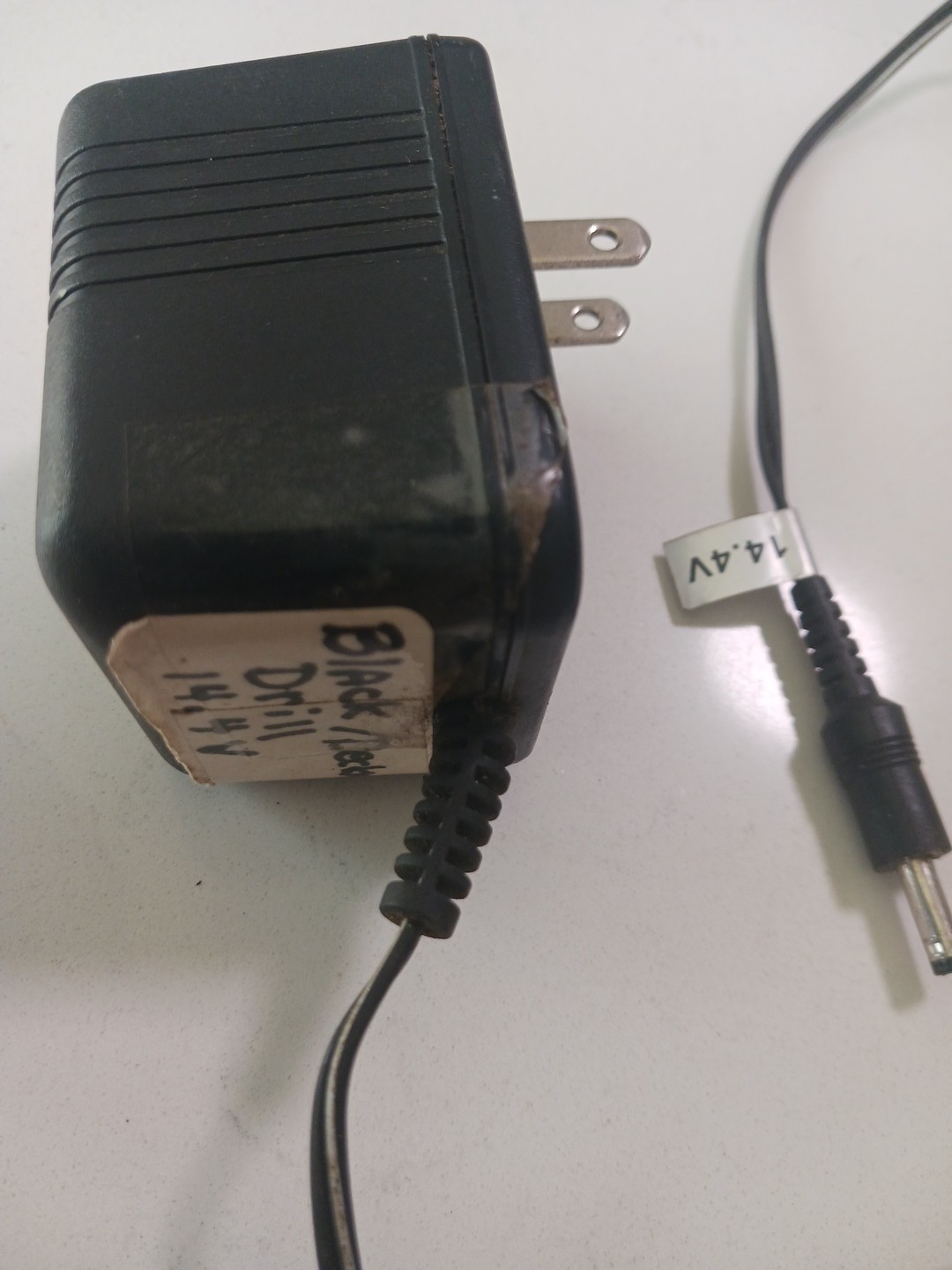 Black And Decker 14.4V Battery Charger FS14C Plug In Power Tool Cord