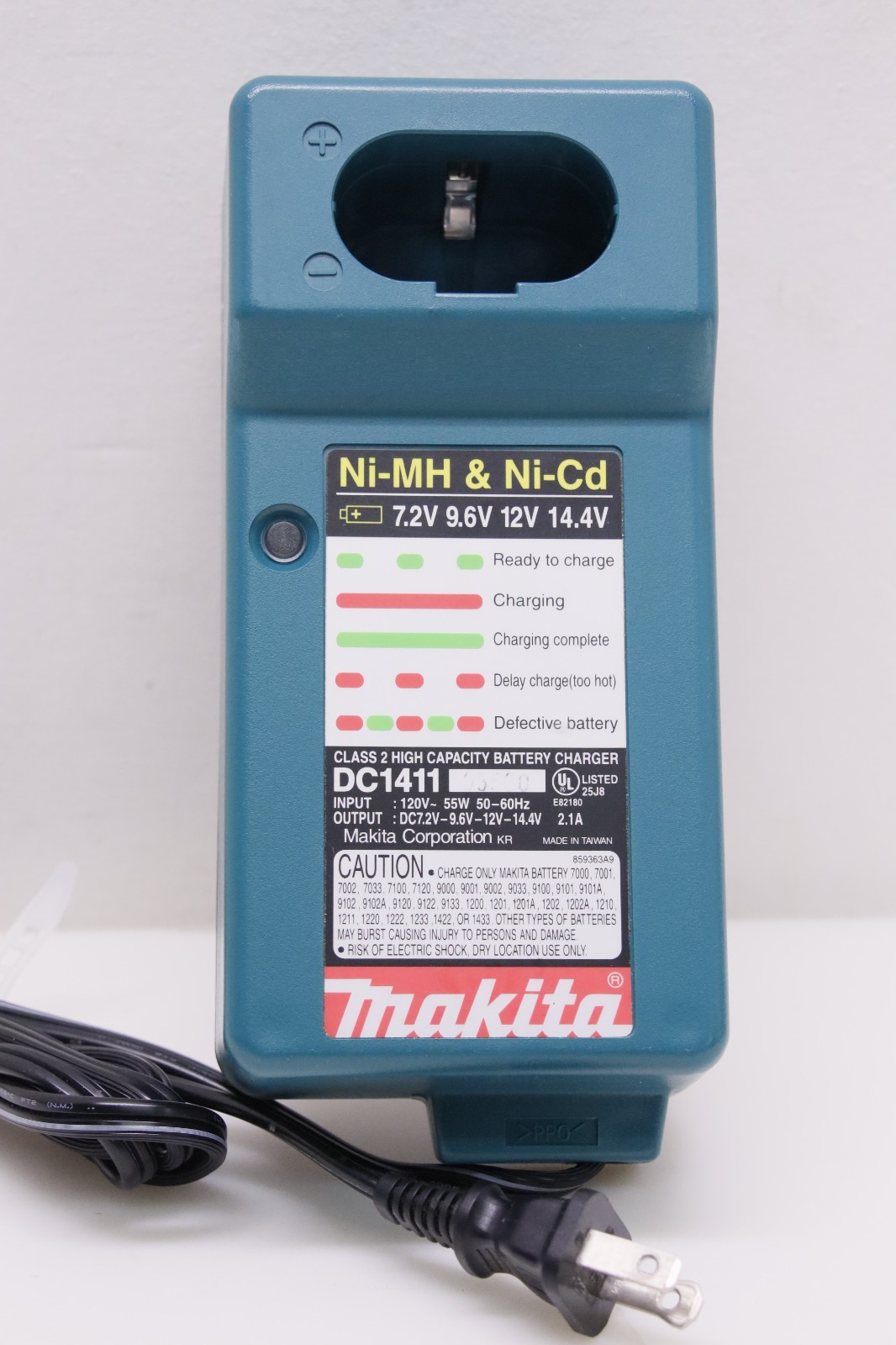 MAKITA NiMH NiCD Battery AC Charger Supply Model No. DC1411 Output DC 7.2V-14.4V