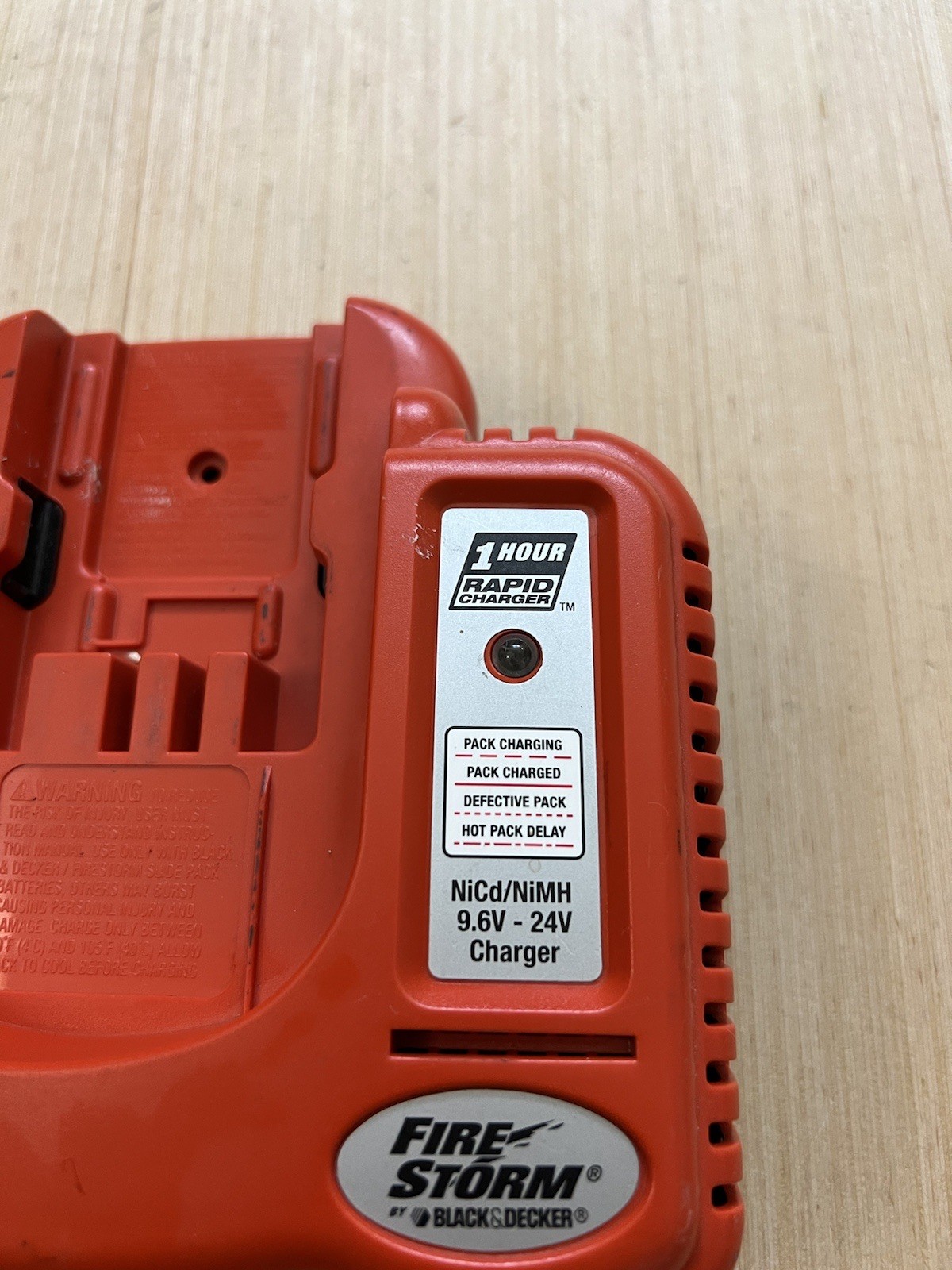 Black And Decker Firestorm Rapid 1-Hour Battery Charger 9.6V-24V BDFC240
