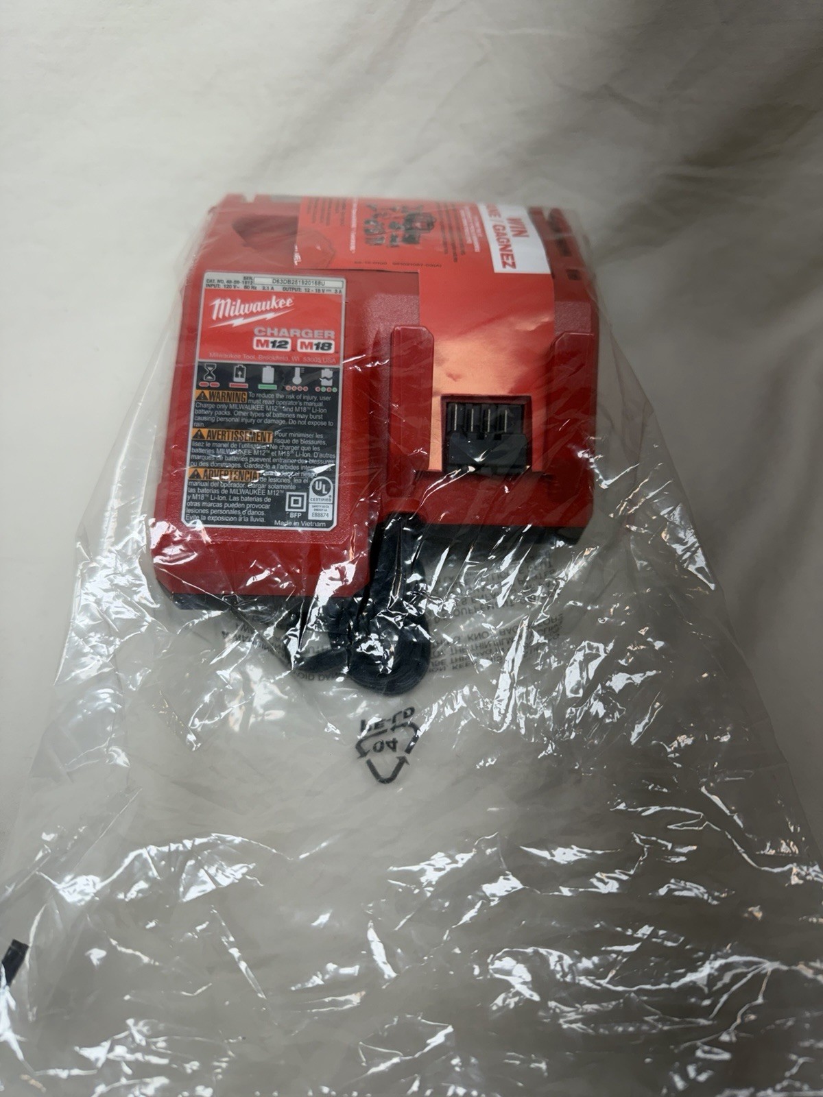 Genuine MILWAUKEE 48-59-1812 18V M12 / M18 LITHIUM ION CHARGER