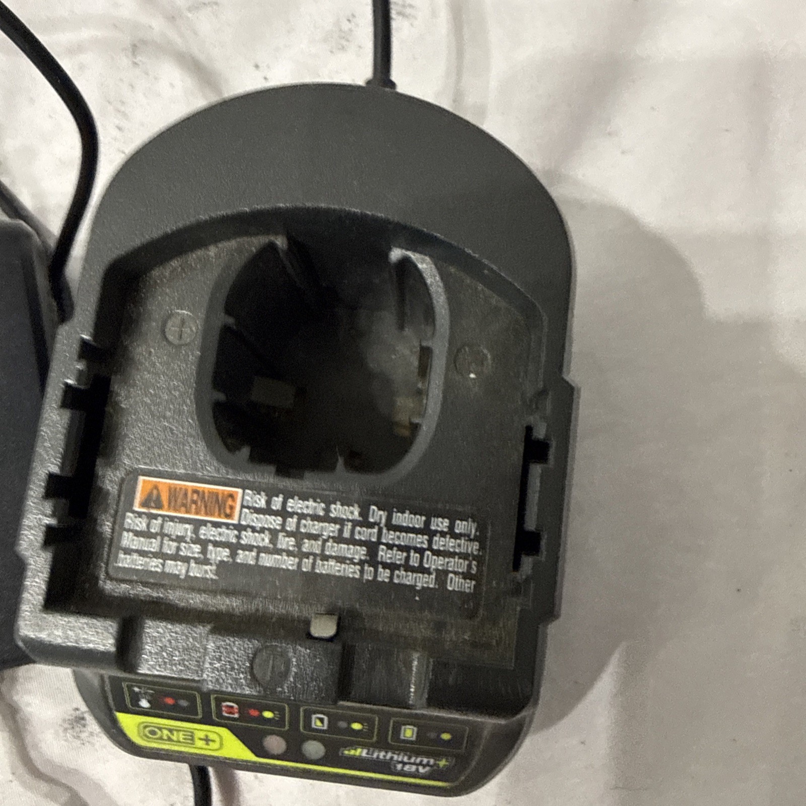 USED – Ryobi ONE+ P118B | 18 Volt Lithium Ion Battery Charger Charger Only