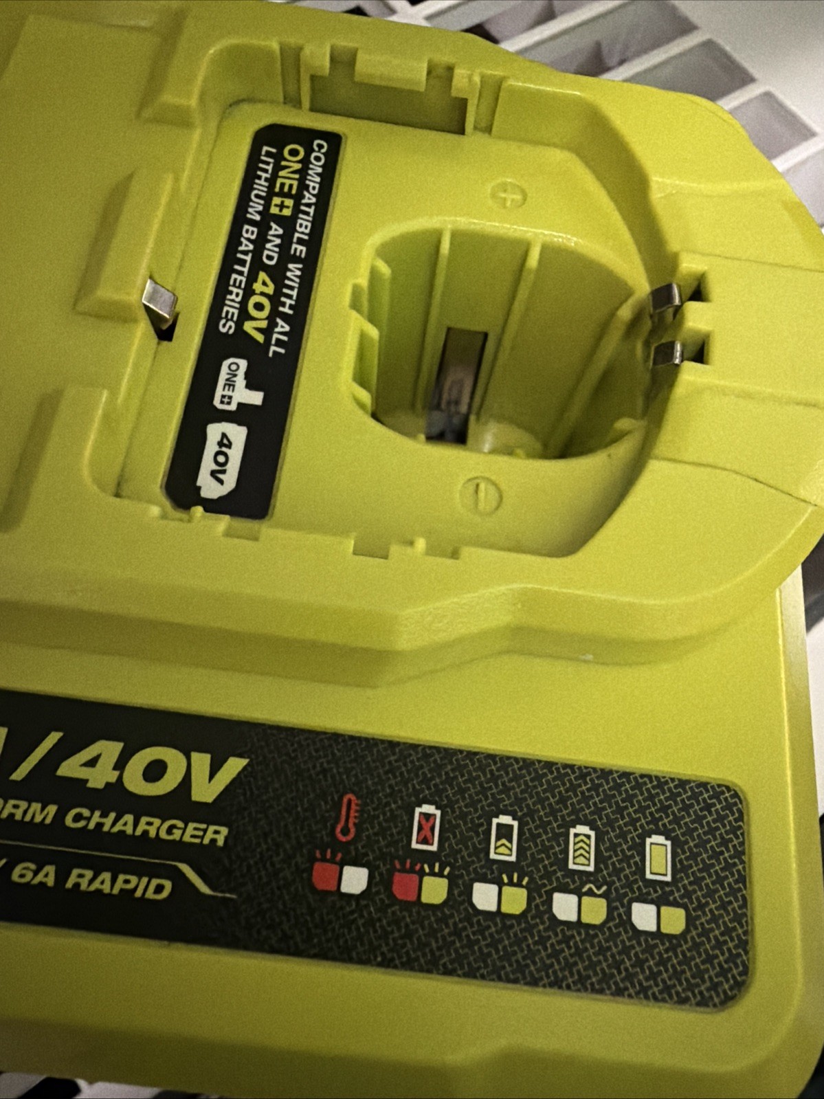 Lightly Used RYOBI ONE+ 18V/40V Dual Platform Charger See Pic Below