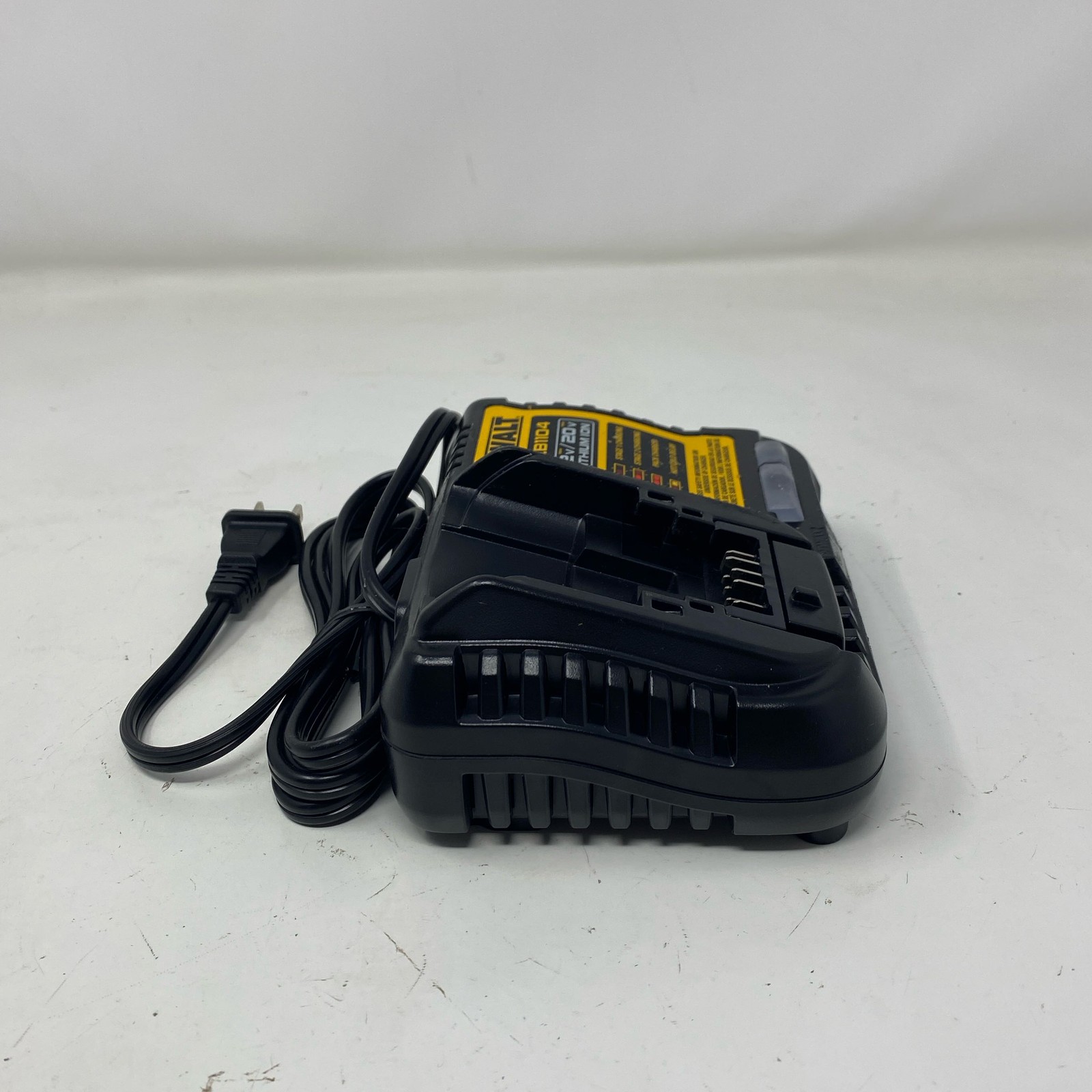 DEWALT DCB1104 12V/20V MAX 4A Battery Charger – Black