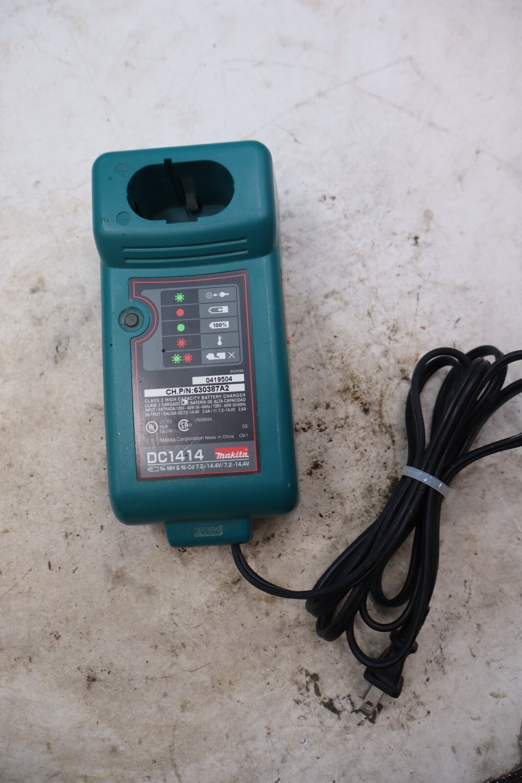 OEM Genuine Original Makita DC1414 7.2-14.4V Ni-MH Ni-Cd Tool Battery Charger