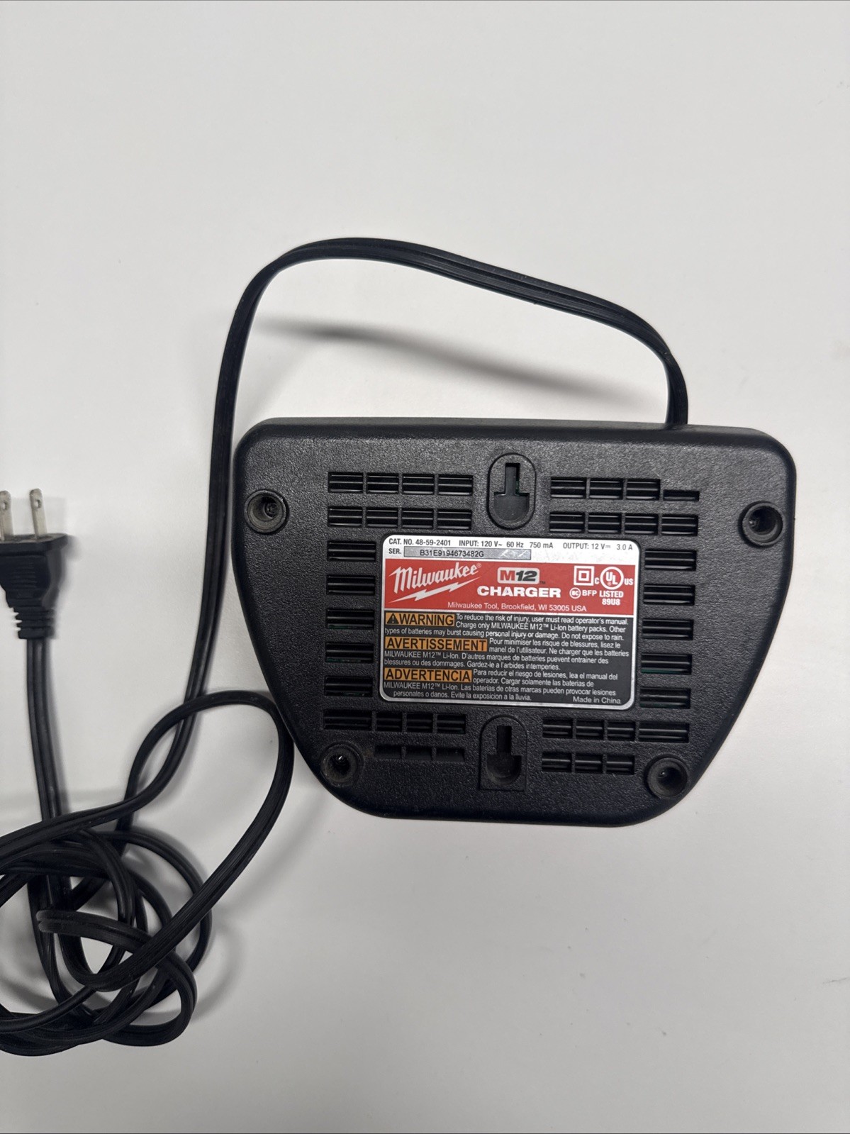 Milwaukee M12 12 Volt Charger Red Lithium-Ion 48-59-2401