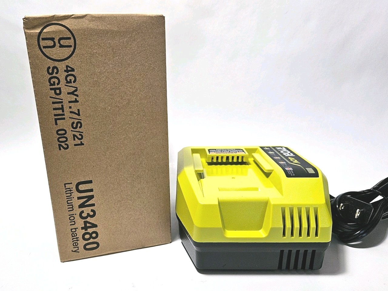 Ryobi Battery UN3480 40v 4 Ah NEW plus Charger OP408VNM