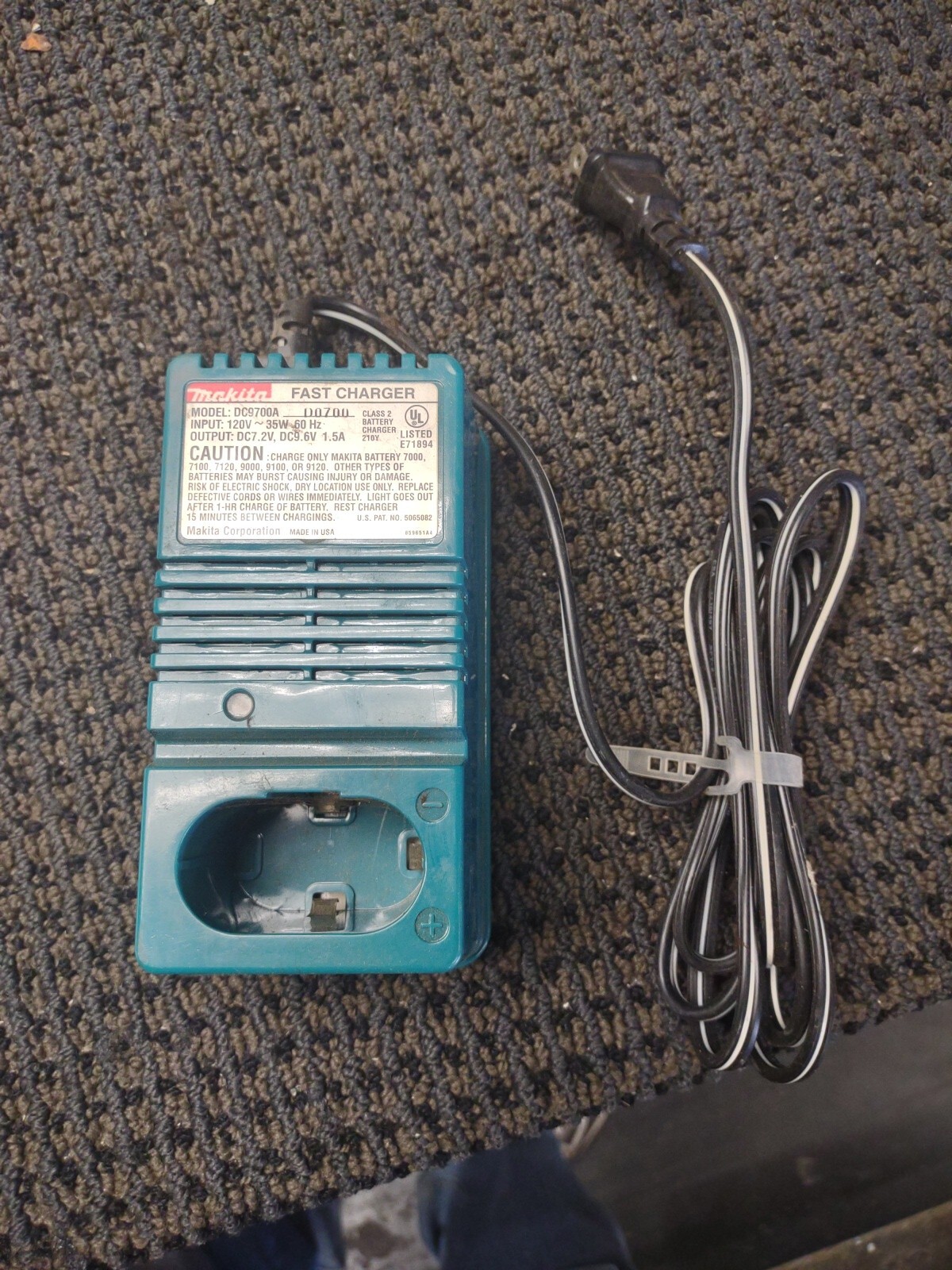 Makita DC9700A 7.2V to 9.6V Battery Fast Charger Genuine OEM