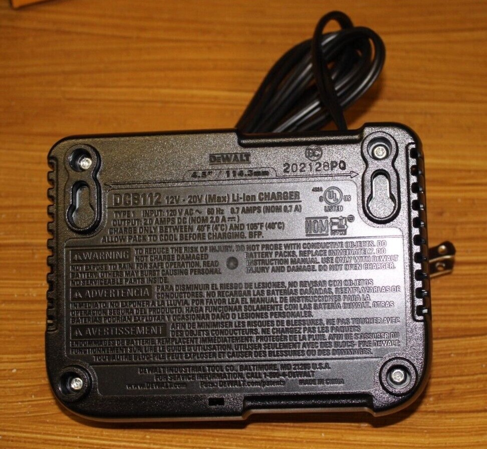 NEW DEWALT XTREME DCB112 LITHIUM BATTERY CHARGER FREE SHIPPING
