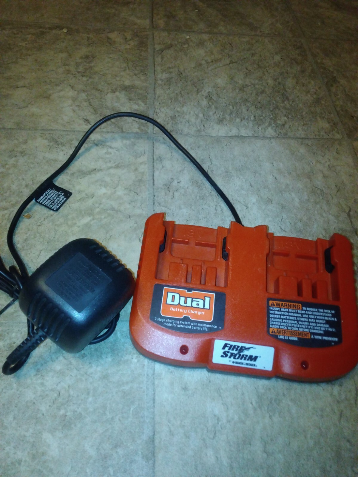 Black & Decker Fire Storm Dual Battery Charger 18V UD-18V2C