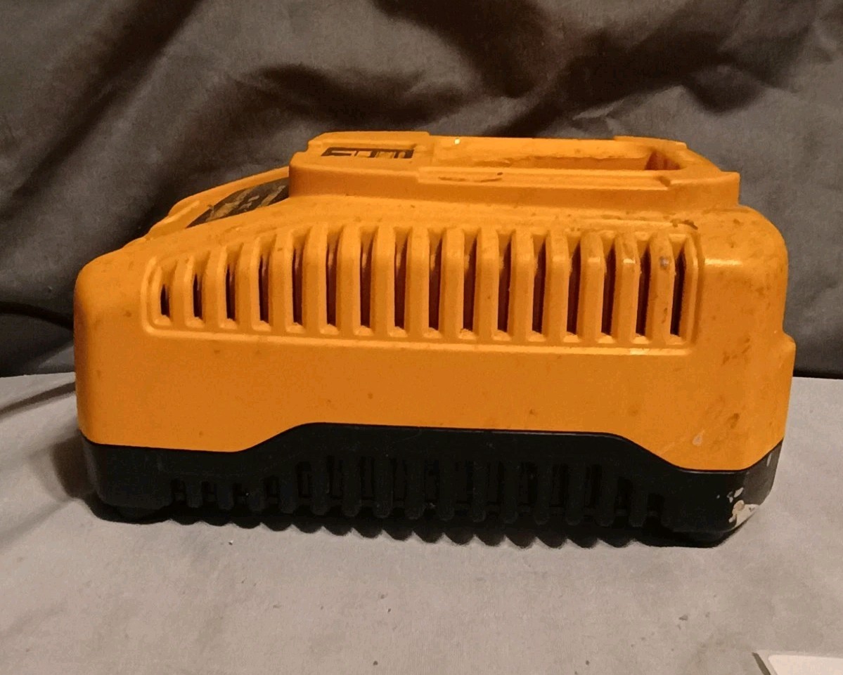 Dewalt Tool Battery Charger DC9310 Yellow For 7.2 To 18v Batteries Speed Charger