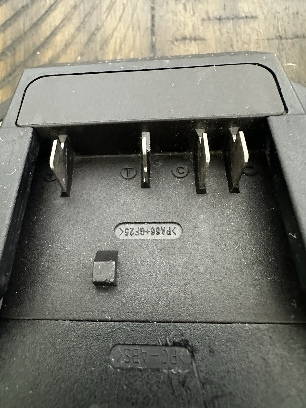 Genuine Bosch 10.8-18V BC660 Lithium Ion Battery Charger Dock Only OEM