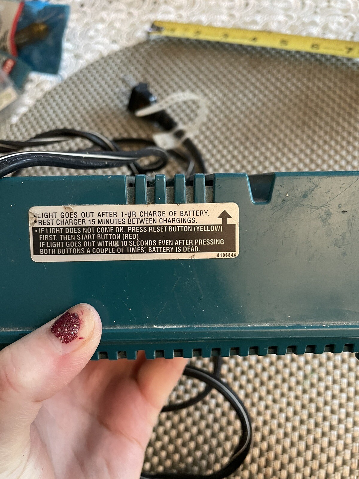 Makita DC9700A Charger 7.2 & 9.6 Volt Batteries