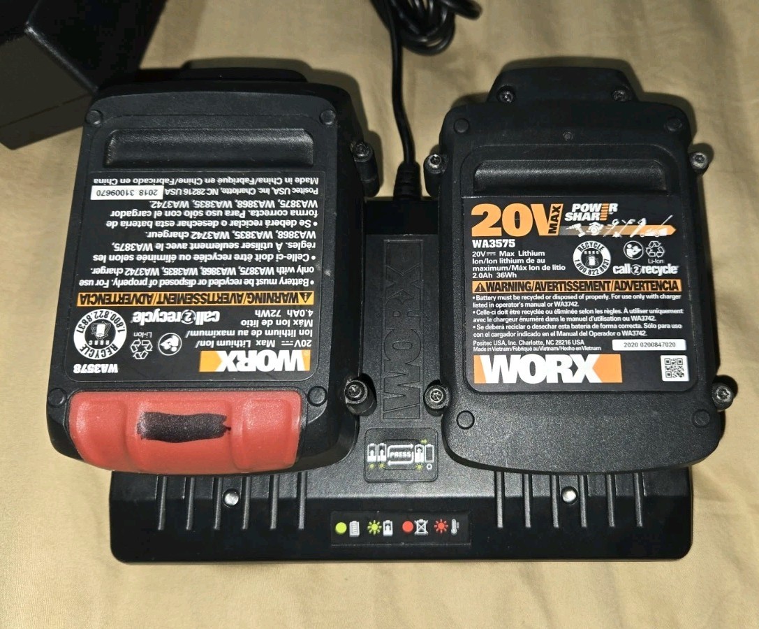 Worx 20V Max Cordless Lithium Ion 4Ah + 2Ah Battery Pack and Dual Charger WA3875