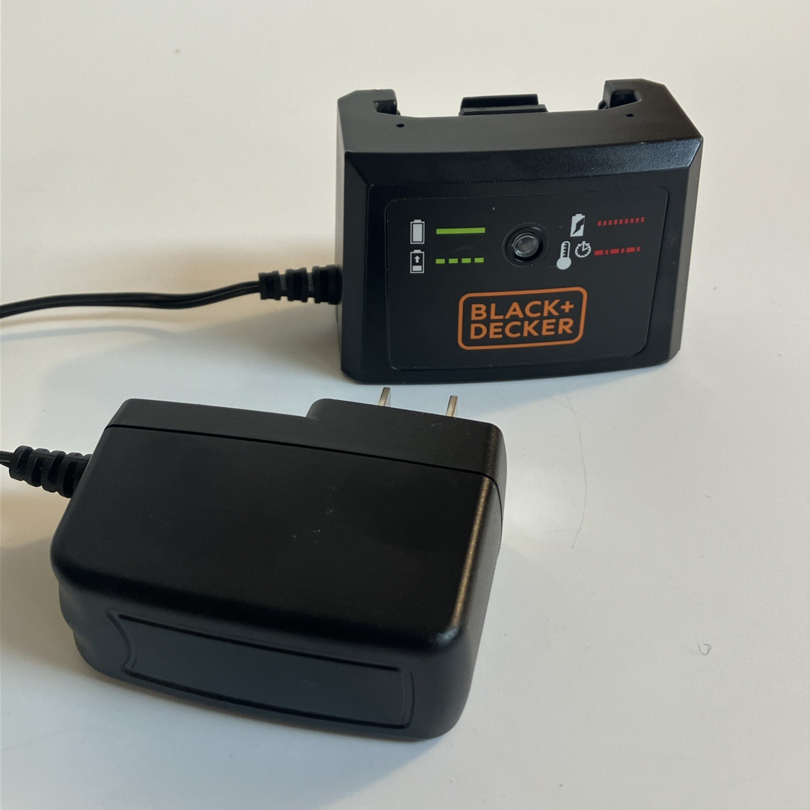 Black & Decker LCS436 – 40 VOLT-MAX Lithium Battery Charger