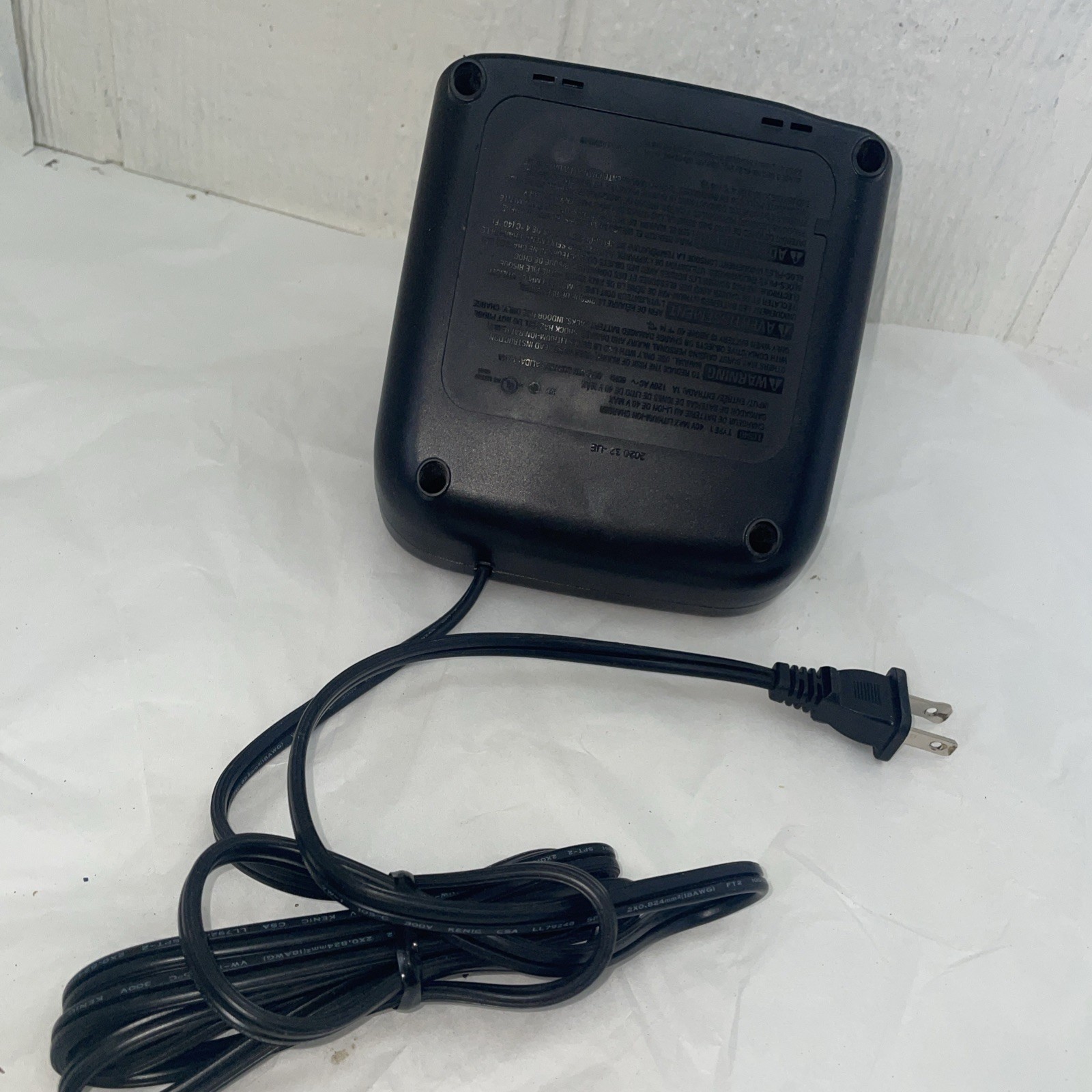 Black & Decker LCS40 Type 1 Lithium Ion Fast Battery Charger Type Charging Dock