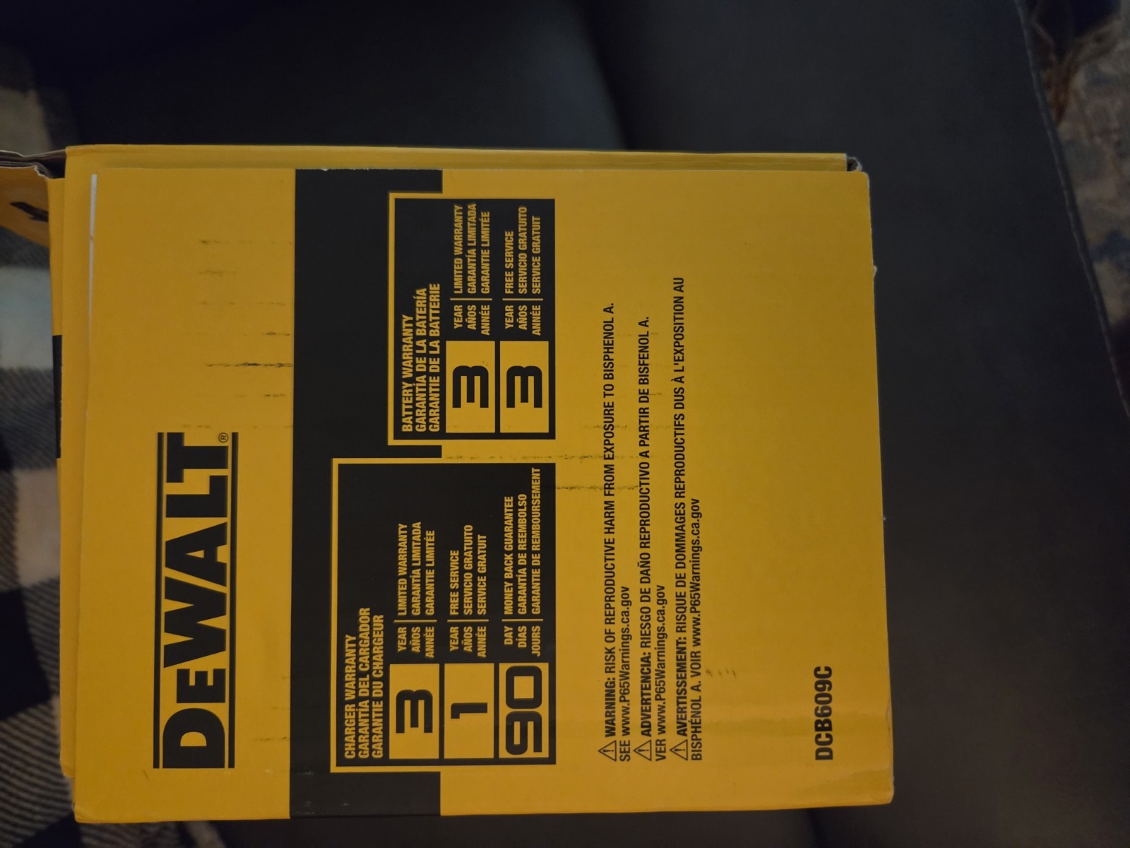 DEWALT FLEXVOLT 20V/60V Battery Included & Charger Kit Yellow DCB609C