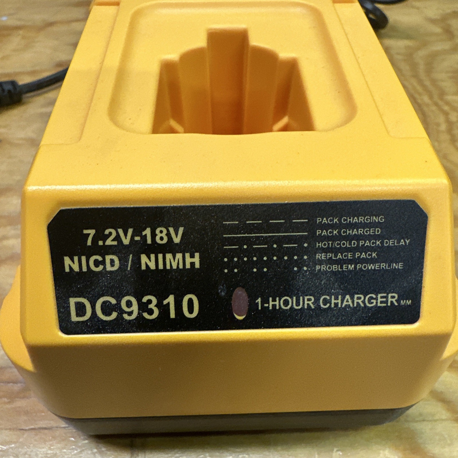 (J4) EnerGup DC9310 Charger 7.2V-18V NiCD NiMH for DeWalt