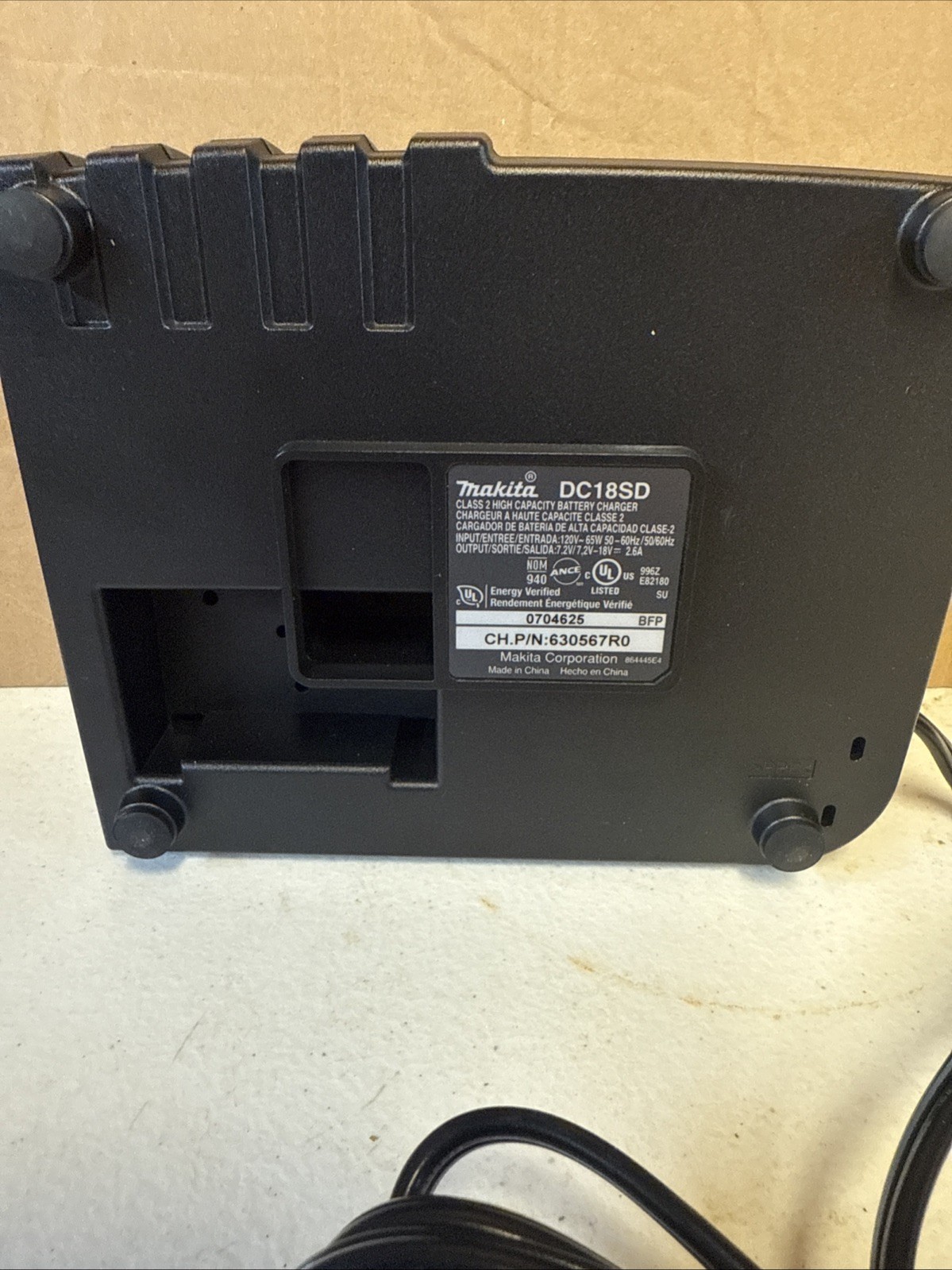 New DC18SD Makita Genuine 18V Battery Charger 18 Volt 4 BL1830, BL1840B, BL1850B