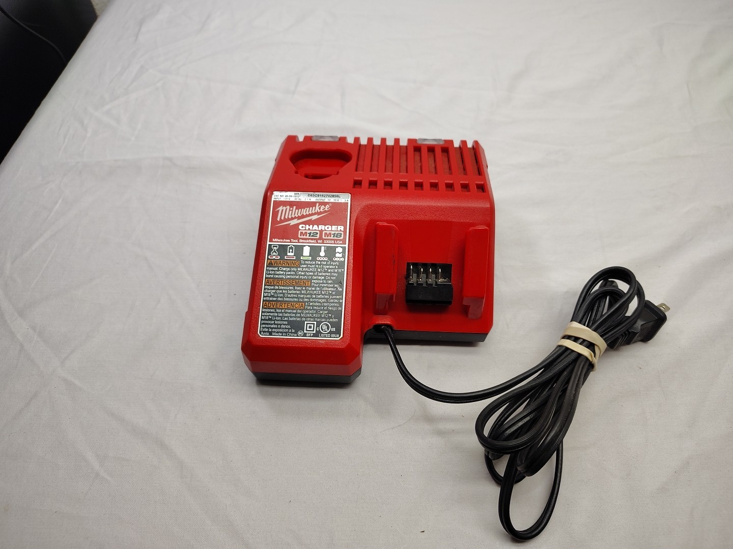 M12 and M18 12-Volt/18-Volt Lithium-Ion Multi-Voltage Battery Charger