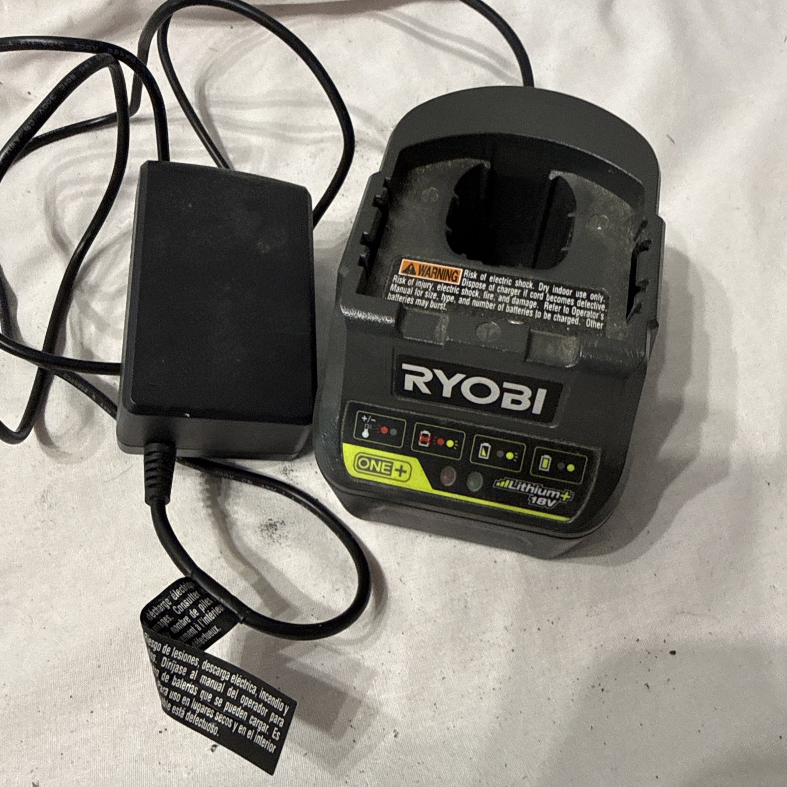 USED – Ryobi ONE+ P118B | 18 Volt Lithium Ion Battery Charger Charger Only