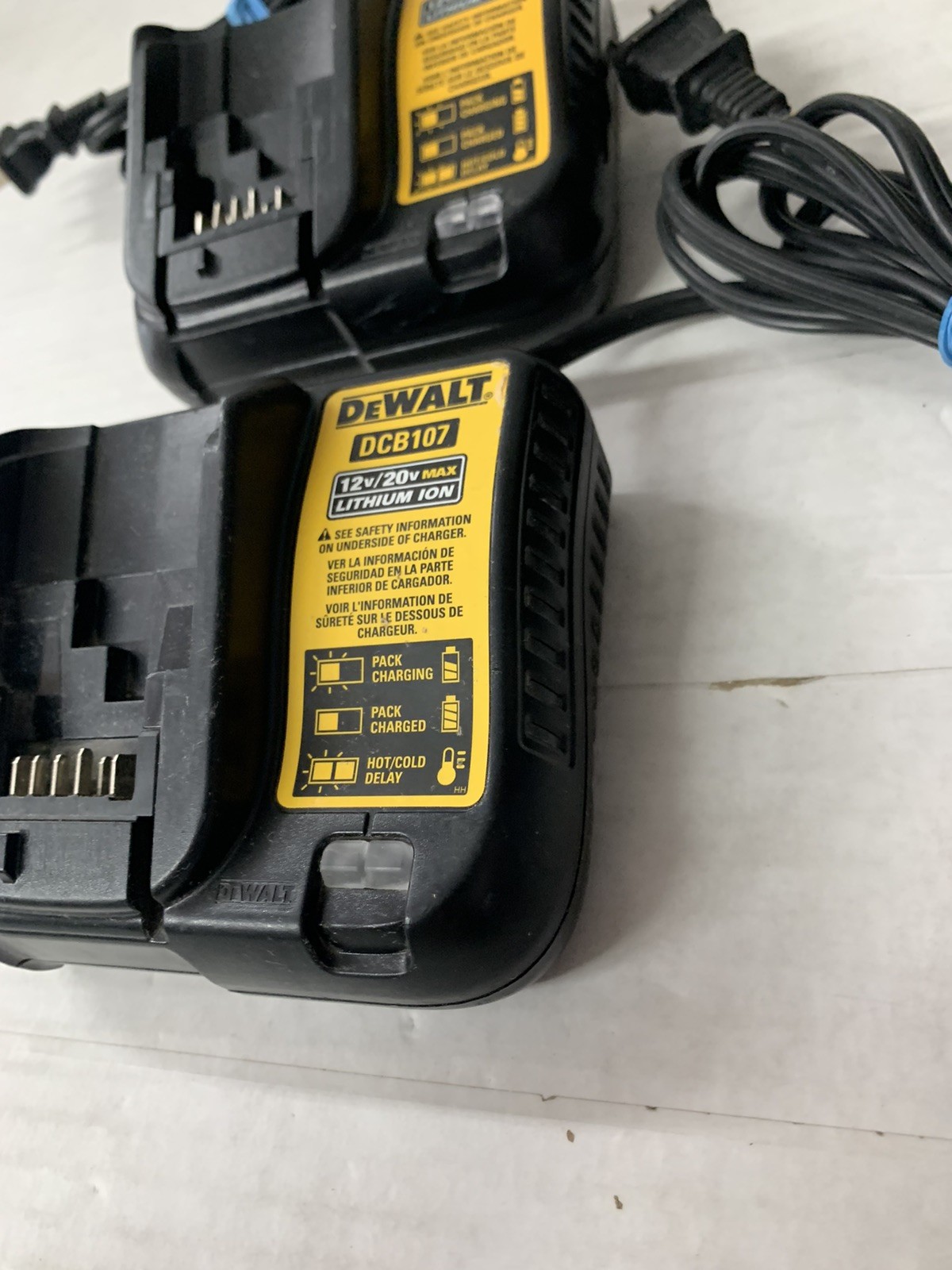 Lot of 2 Genuine DeWalt DCB107 12 Volt & 20 Volt Max Li-Ion Battery Chargers