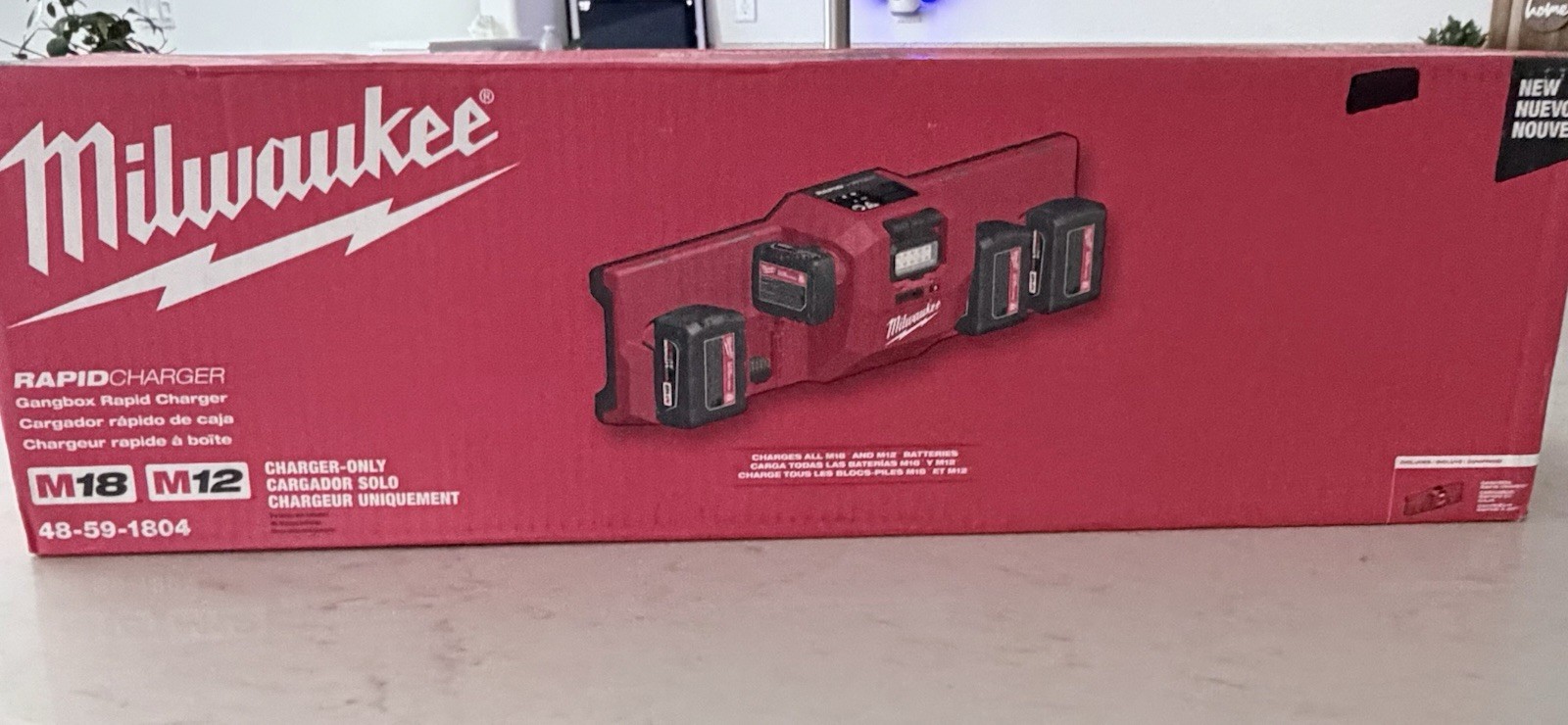 Milwaukee 48-59-1804 M18 and M12 Gangbox Rapid Charger