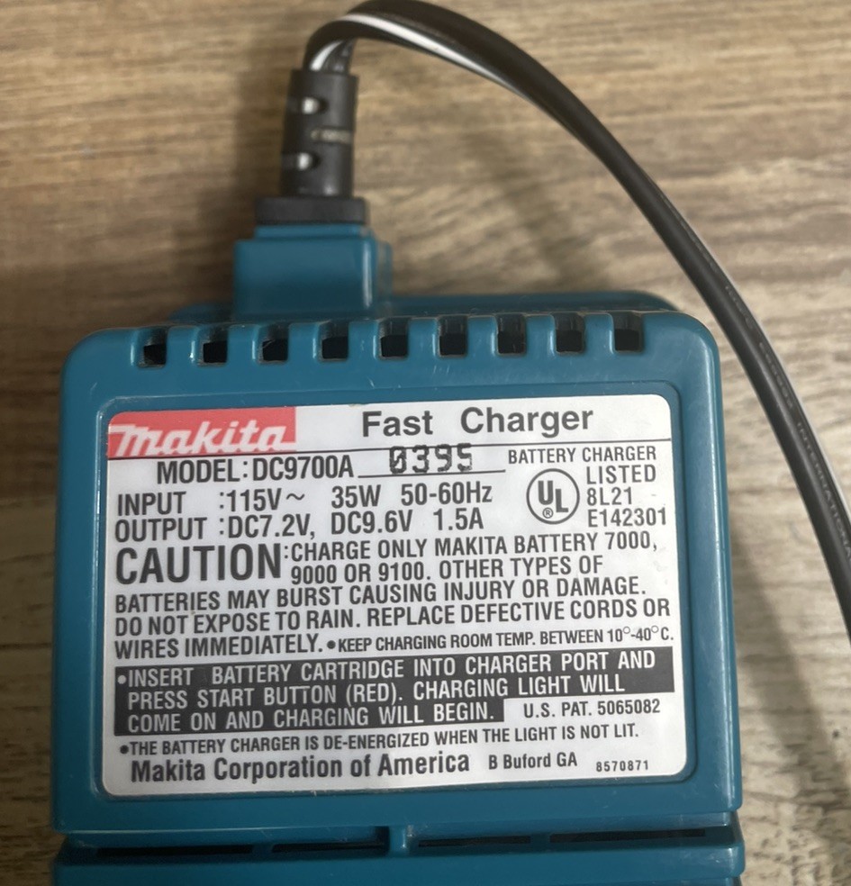 Makita DC9700A 9.6V & 7.2V Battery Fast Charger Genuine OEM Tested Working OEM