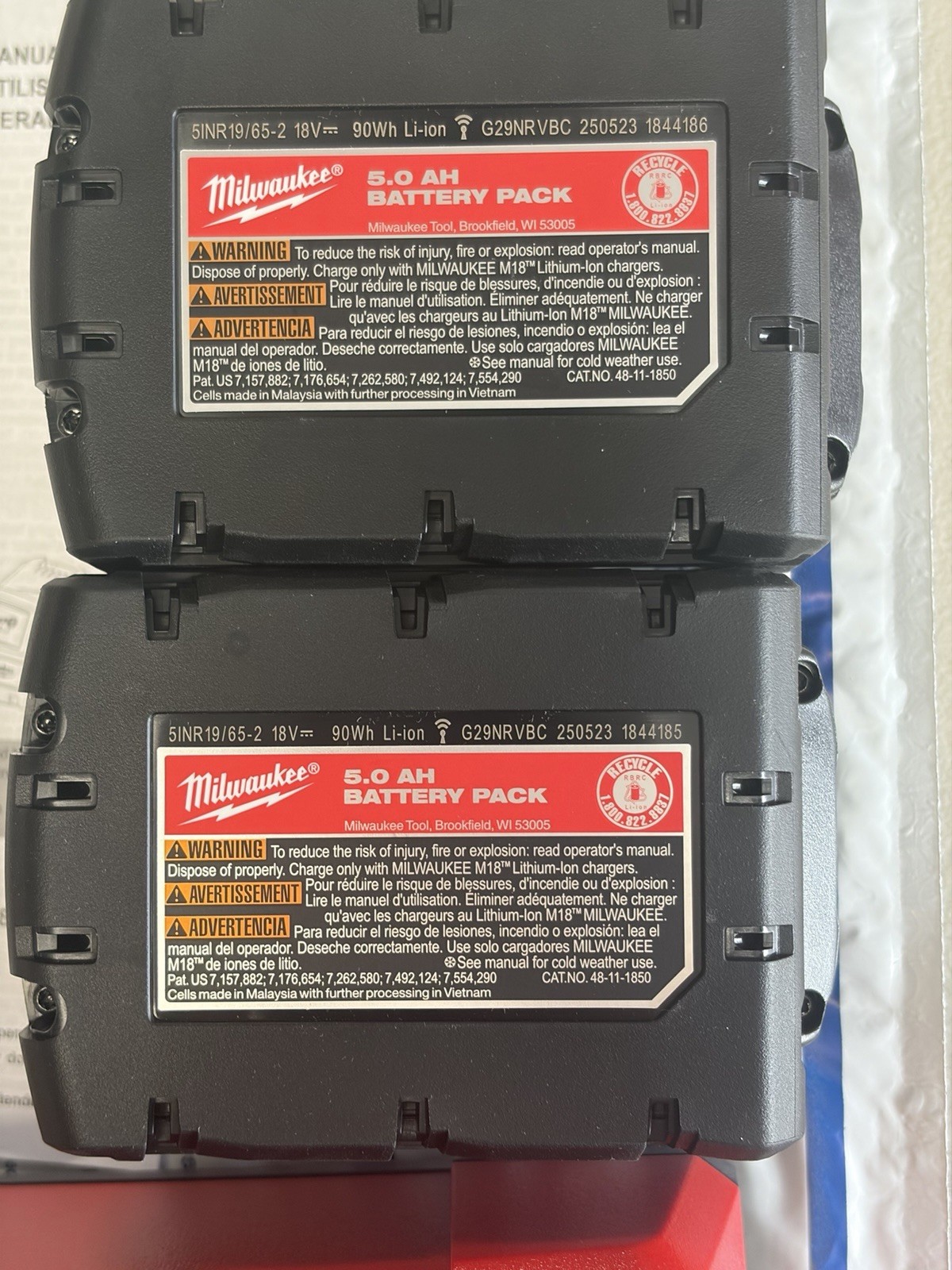 Milwaukee 48-59-1812 M18/M12 Battery Charger & 5.0 AH Batteries | 2025