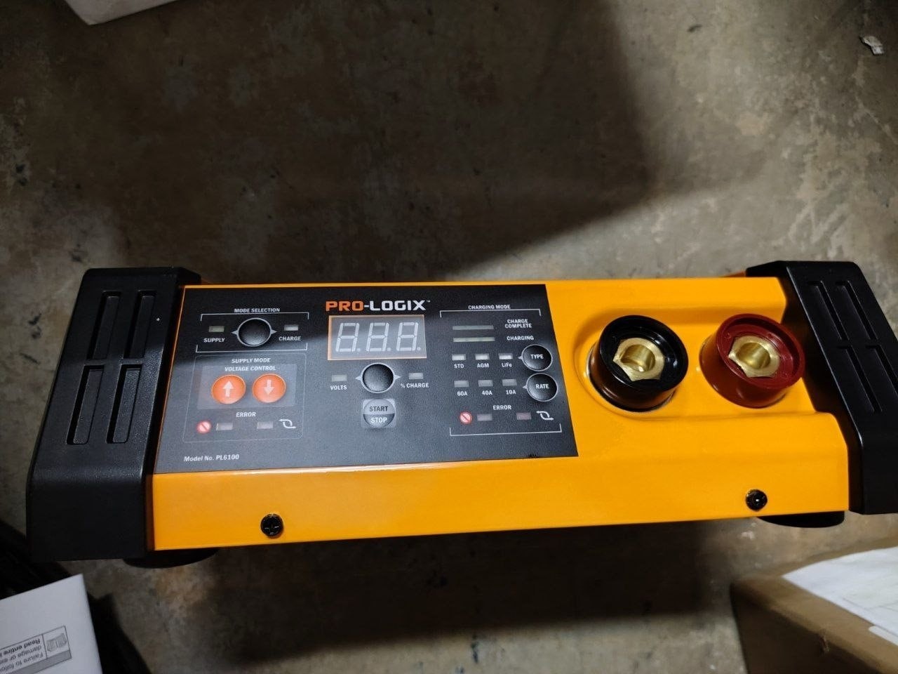 Clore Automotive SOLAR PL6100 12V 100A Flashing Power Supply and 60A Battery Cha