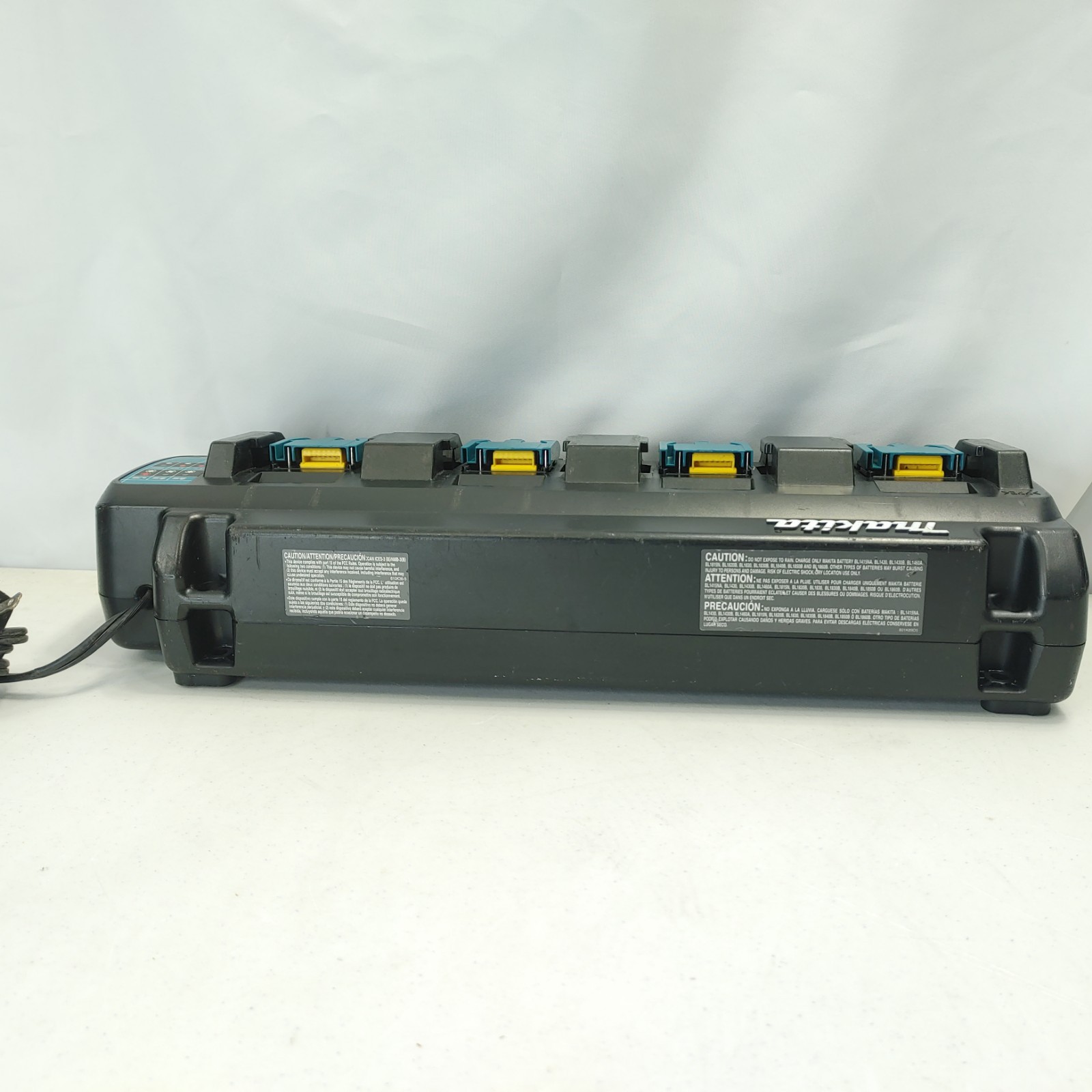 UNTESTED READ! Makita DC18SF 4-Port Lithium-Ion Multi Battery Charger 14.4V-18V