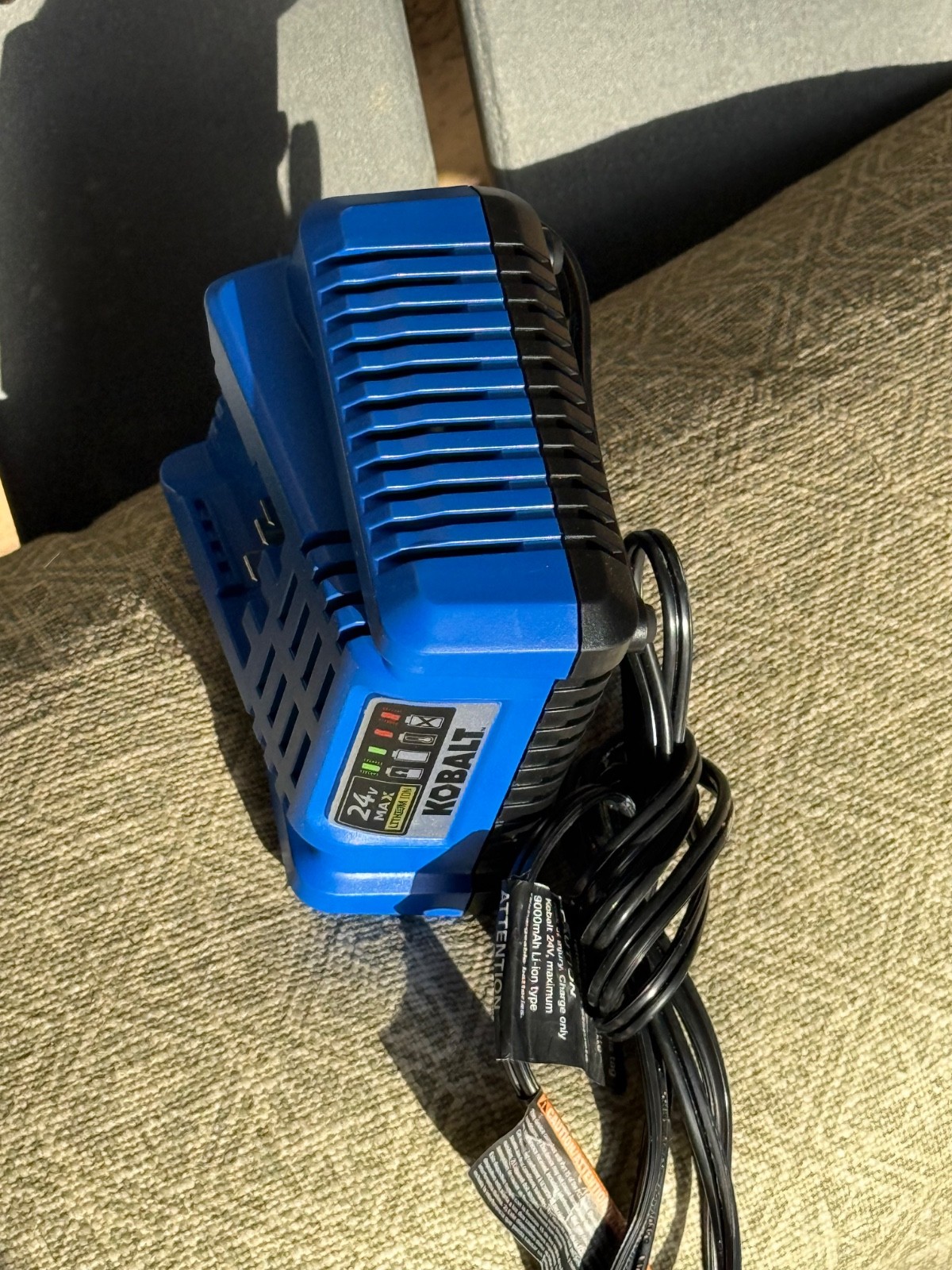 Kobalt 24V Max Power Tool Lithium Battery Charger – (KRC 2445-03) 120V 45W 60Hz