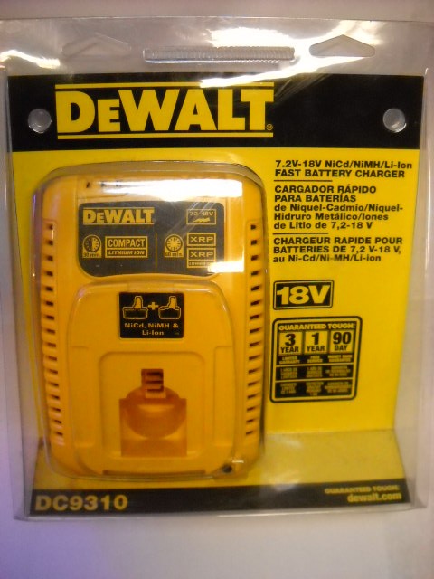 DEWALT DC9310 7.2 -Volt-18 -Volt 1 Hour Battery Charger – New in DW Packaging