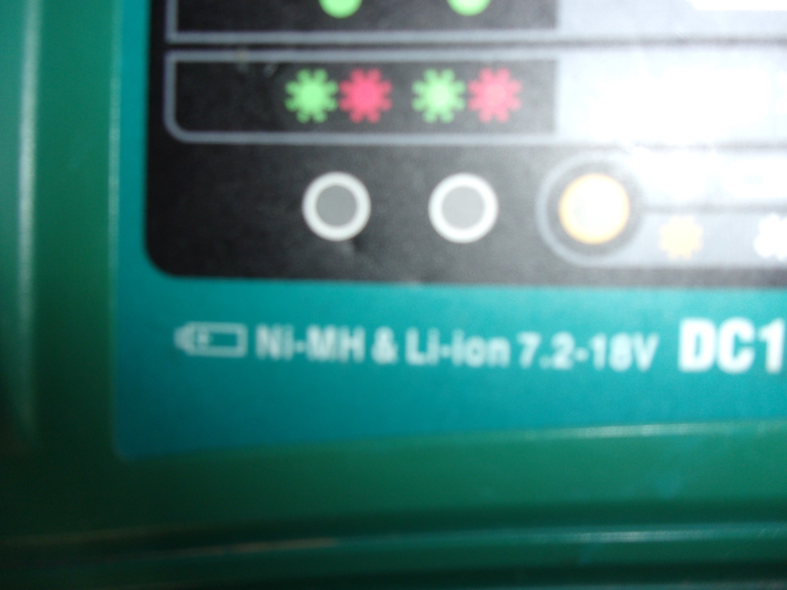 Tested, working Makita 18v battery charger- (DC18SC) Ni-MH & Li-ion 7.2-18V LXT