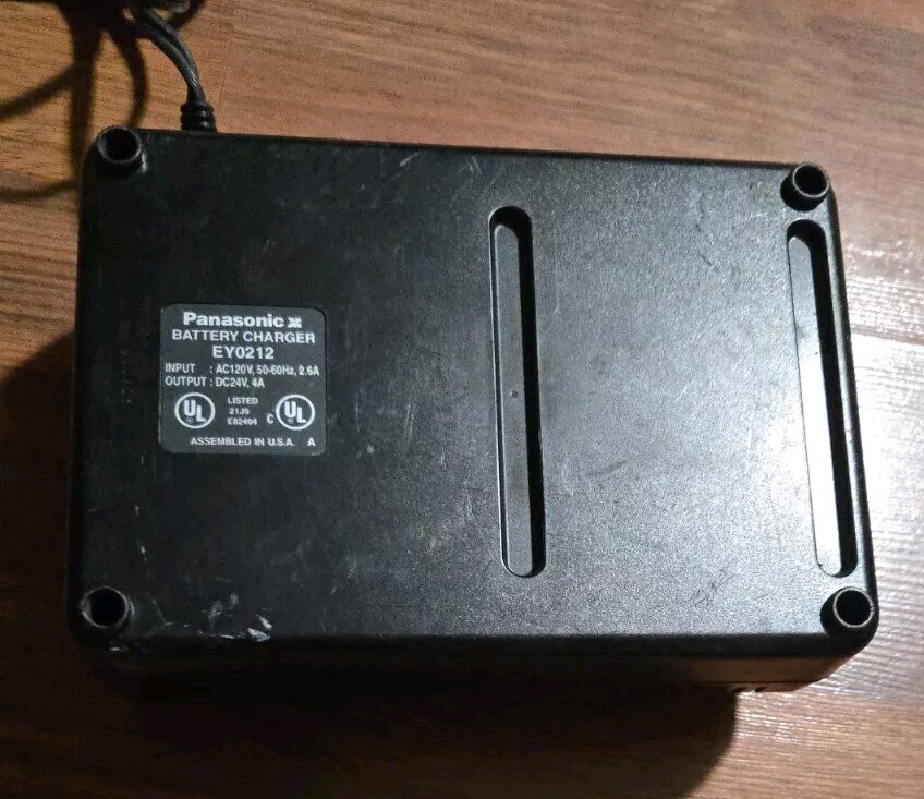 Panasonic Universal EY0212 Fast Battery Charger Multi-Volt 7.2v 9.6v 12v 24v +
