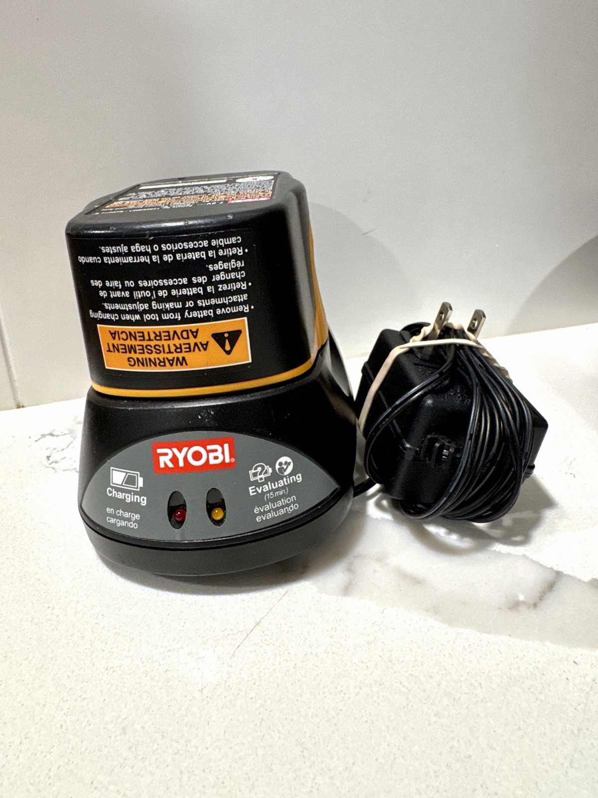 Ryobi 7.2V Battery Charger 140295001 w/ 12V Battery 130269012 Tested Works