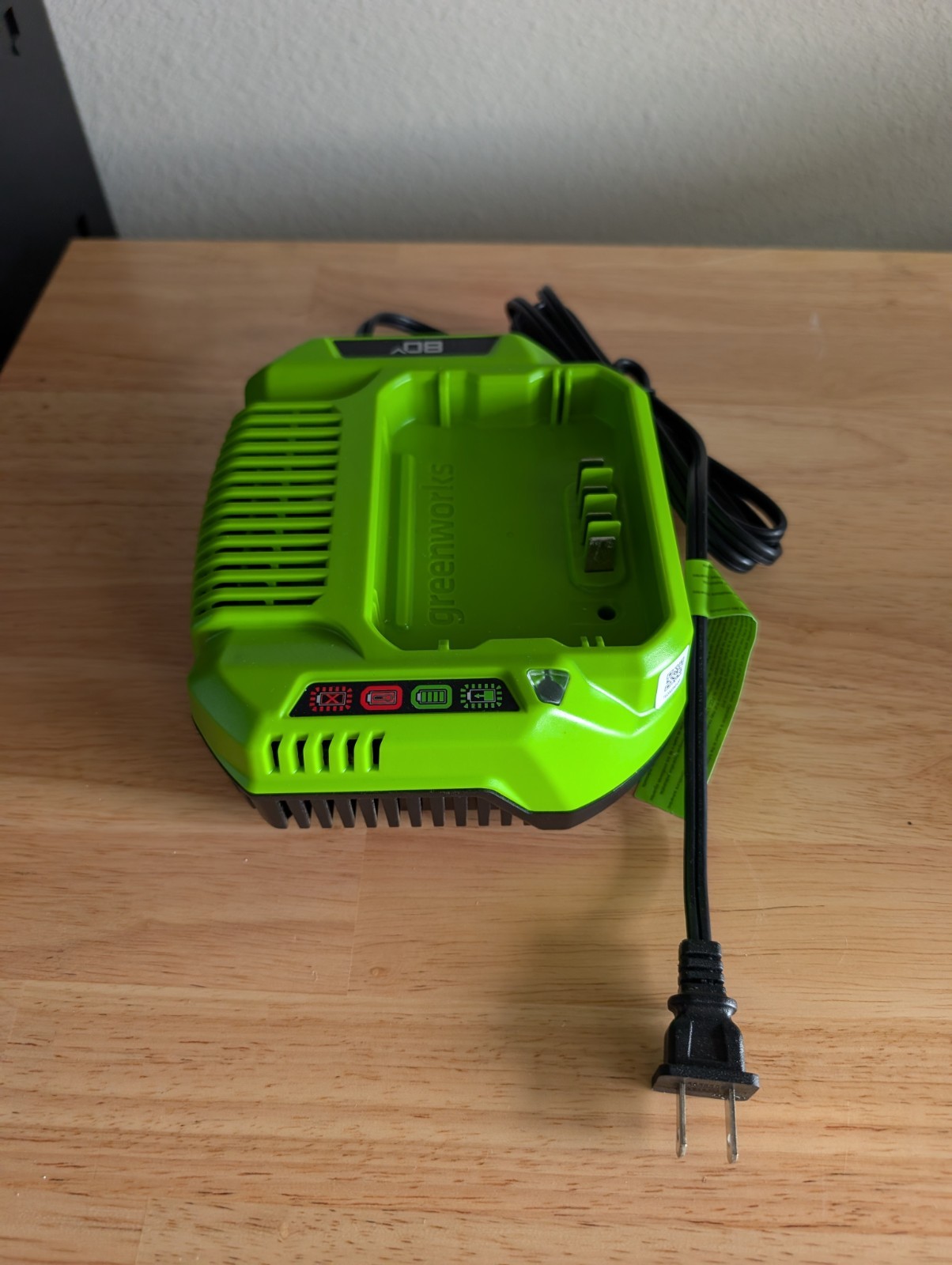 GreenWorks G-MAX 40V Lithium-ion Battery Charger – Green New
