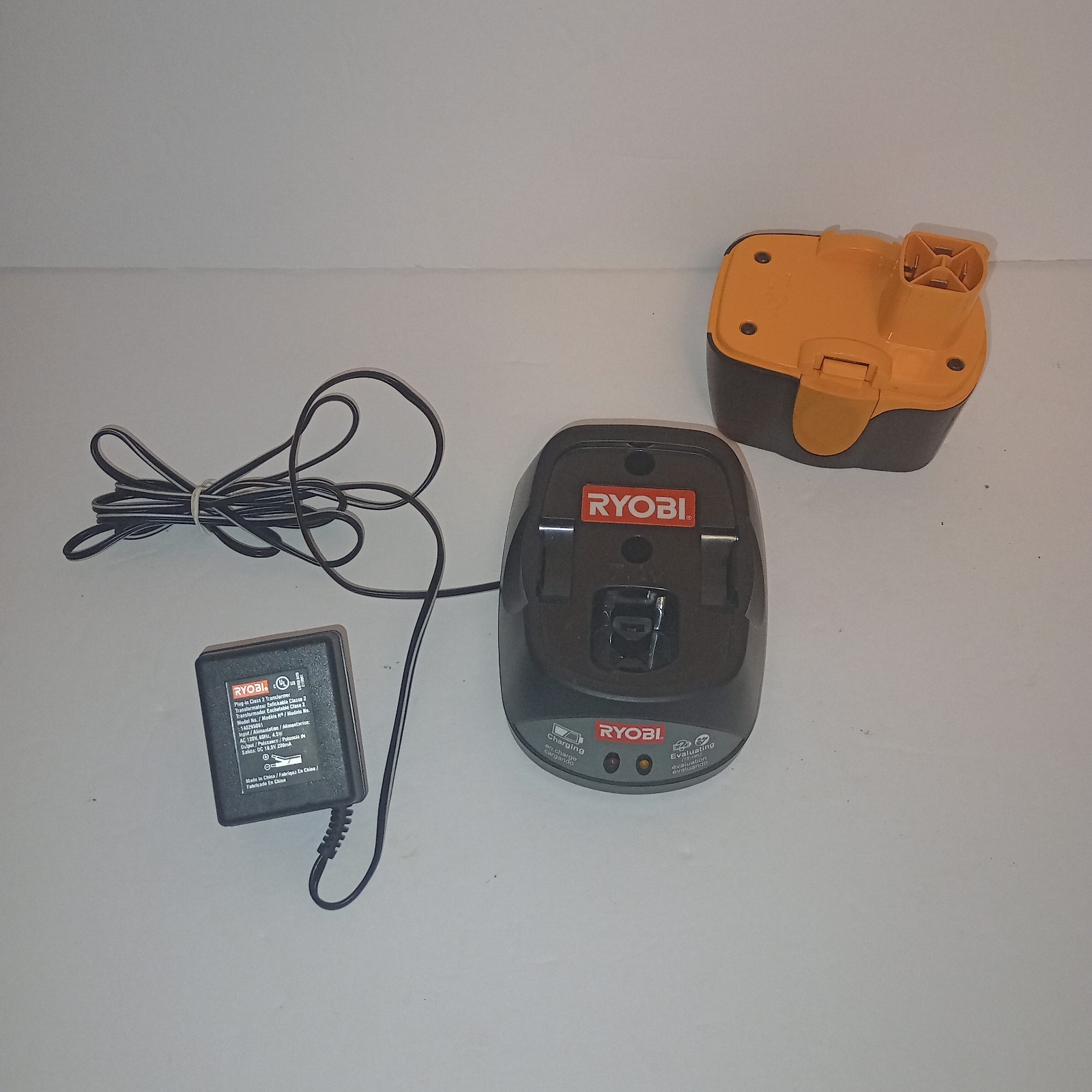 Ryobi Charger No. 140295001 & 7.2v Bad Battery No 130269013 for Power Tool