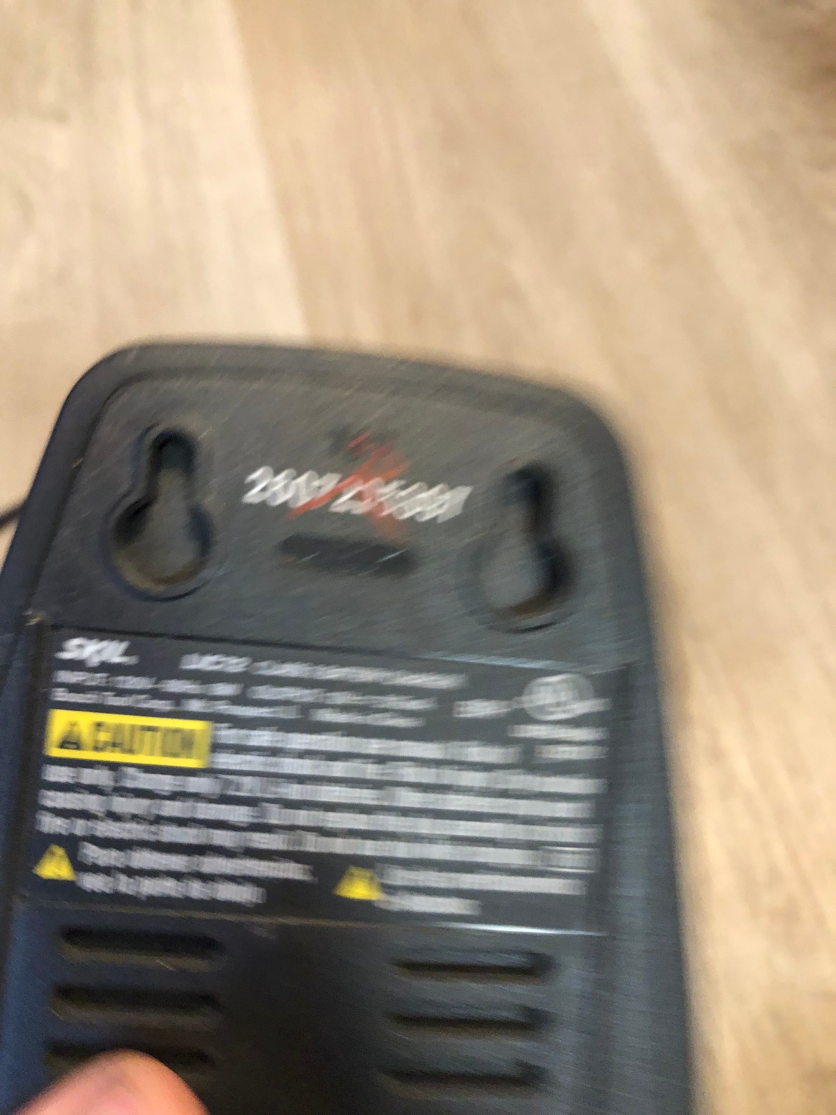 Skil LIC72 Smart Charge System Battery Charger for 7.2V Li-ion Battery – OEM