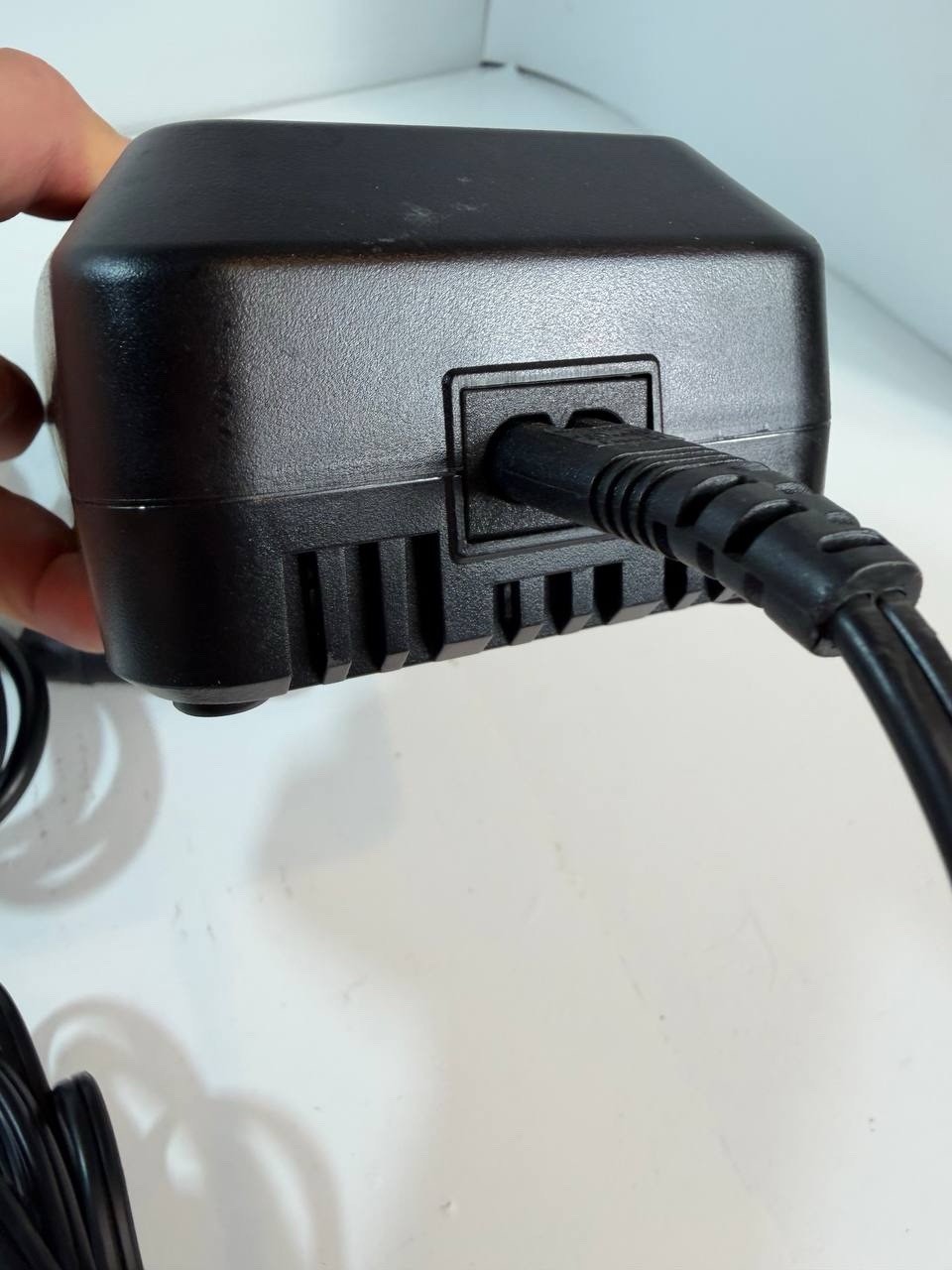 Makita DC4001 40V Max XGT Battery Charger