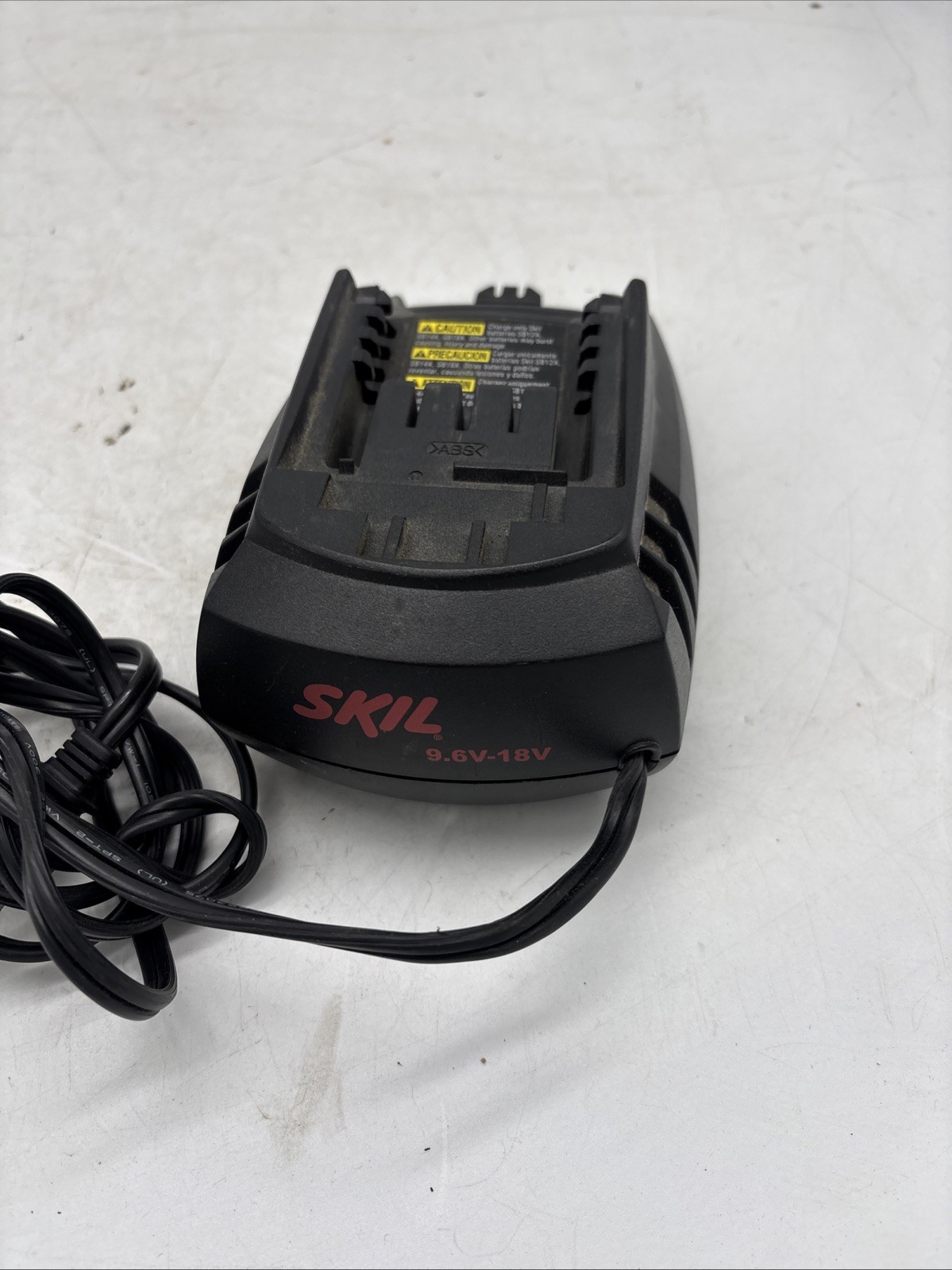 SKIL SC118 9.6V-18V Volt Power Tool Battery Charger Genuine OEM
