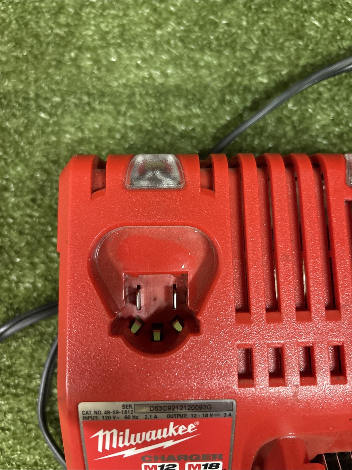 Milwaukee 48-59-1808 M12 and M18 Rapid Charger