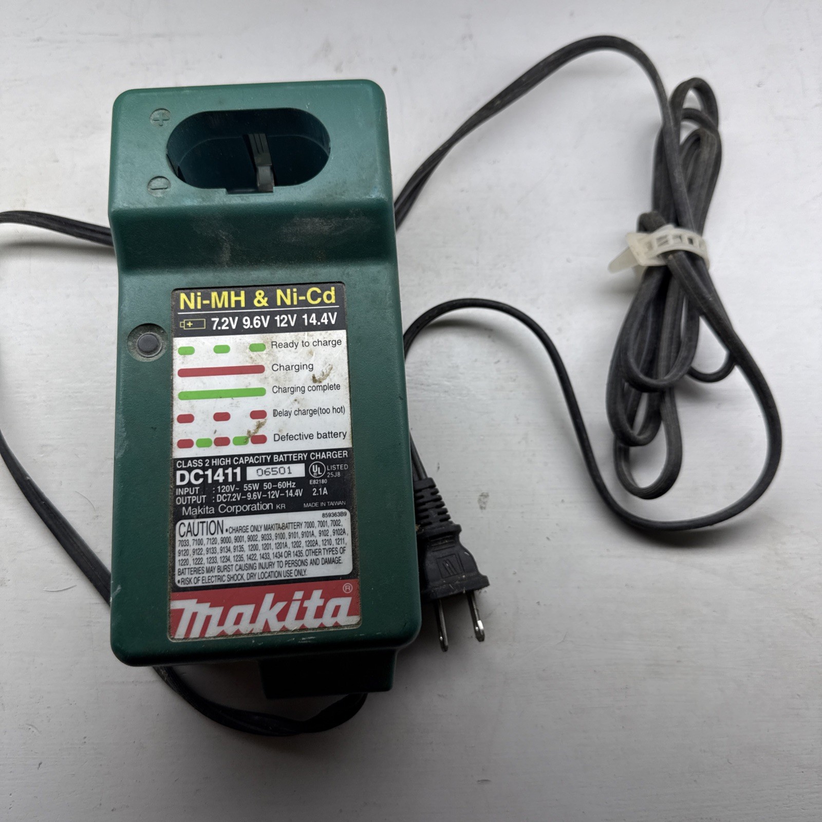 Makita DC1411 Ni-MH & Ni-Cd 7.2v 9.6v 12v 14.4v Battery Charger Genuine OEM. 21