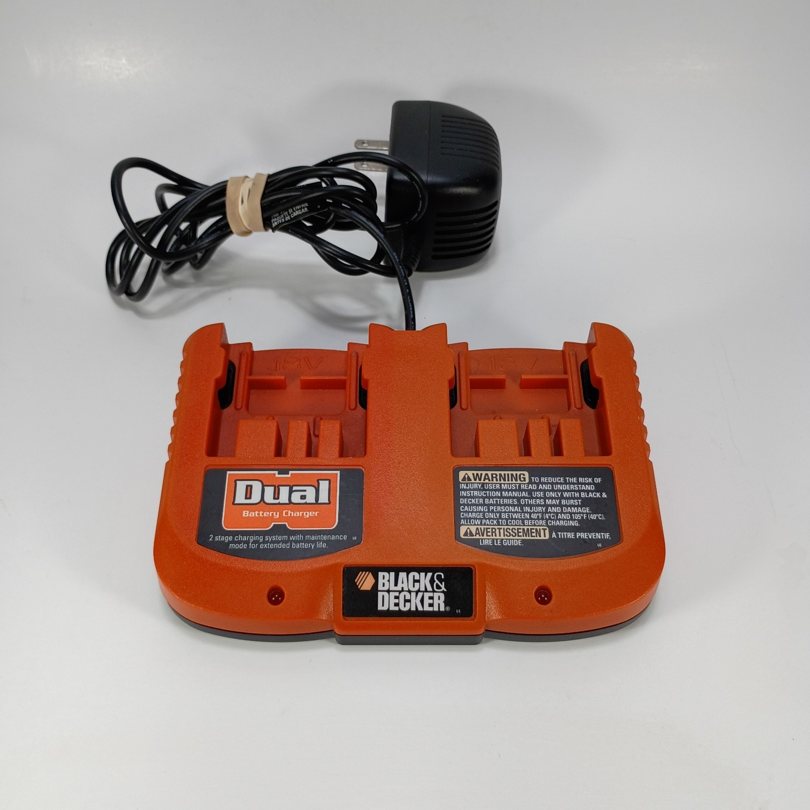 Black & Decker UD-18V2C Dual 18 Volt Battery Charger ONLY