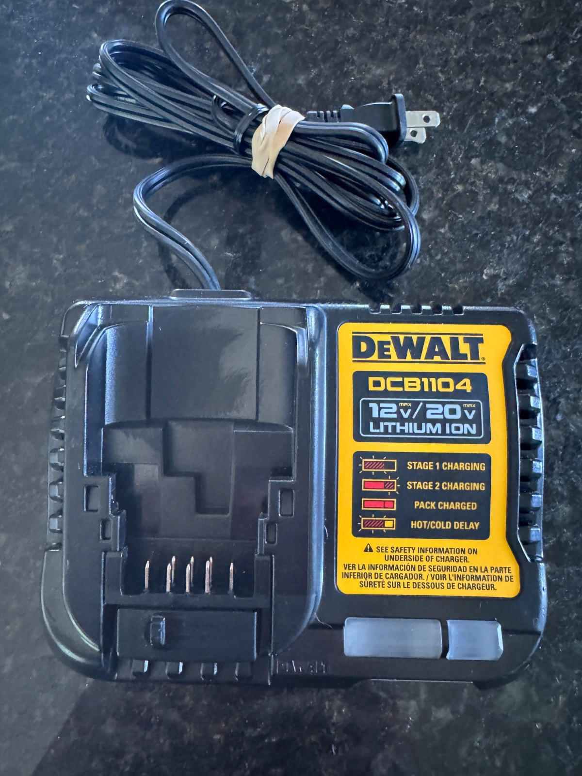 (DCB1104) DeWalt 12V/20V/60V MAX Li-Ion 4 Amp Fast Battery Charger – FREE SHIP