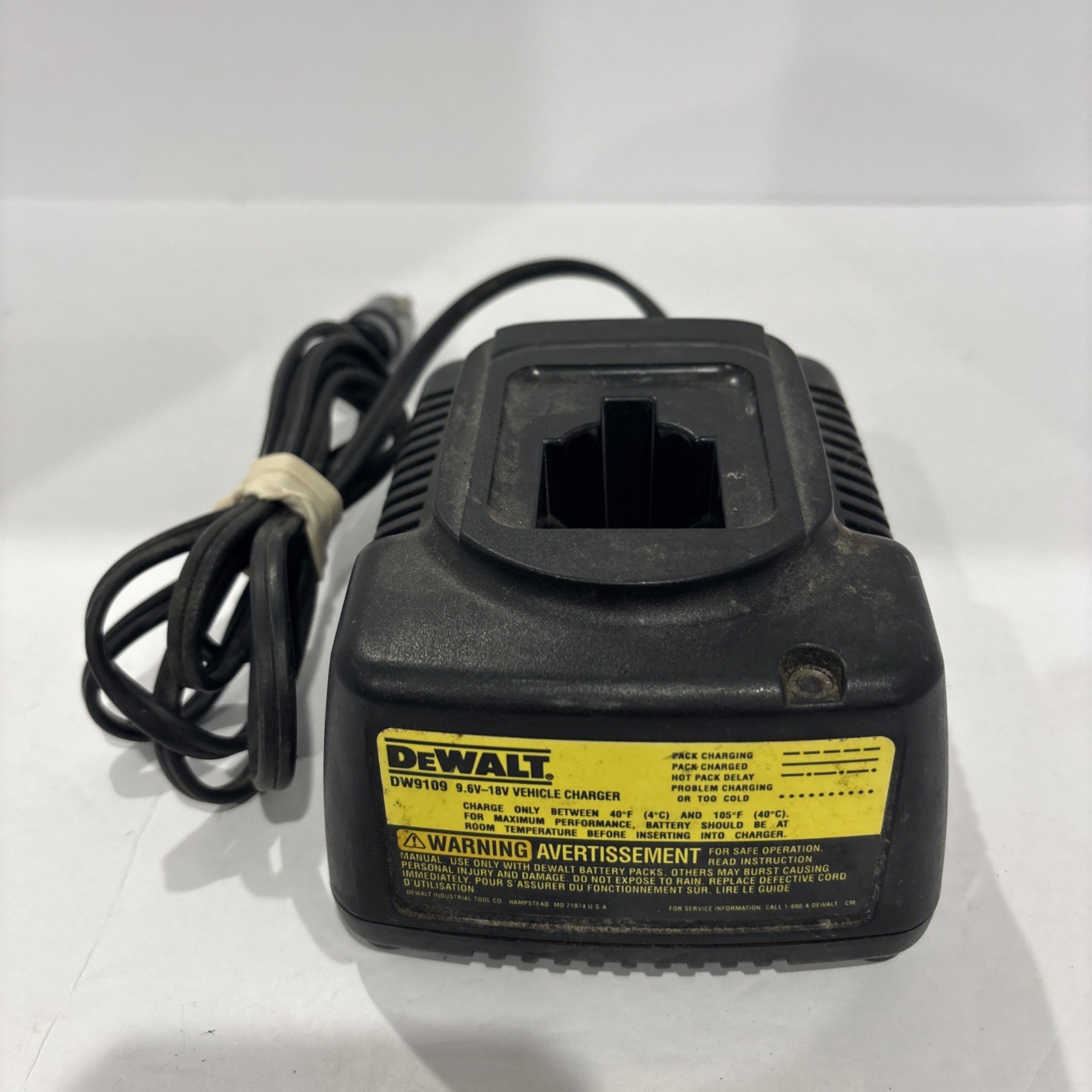 DeWalt DW9109 7.2-18V Battery Charger DC Auto Vehicle Plug Tested Working