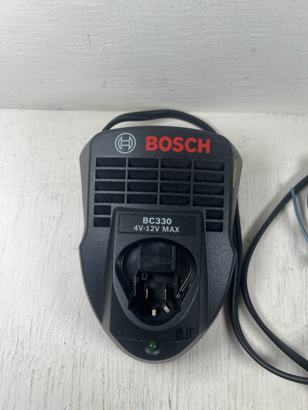 Bosch BC330 Genuine OEM 4V – 12V Lithium-Ion Battery Charger