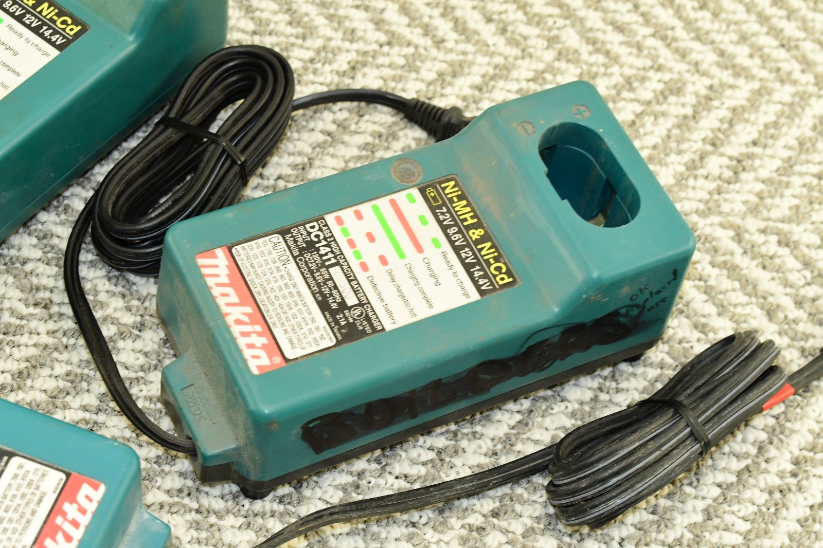 (Lot of 3) – Makita DC1411 OEM Battery Charger Ni-Mh & Ni-Cd 7.2V 9.6V 12V 14.4V